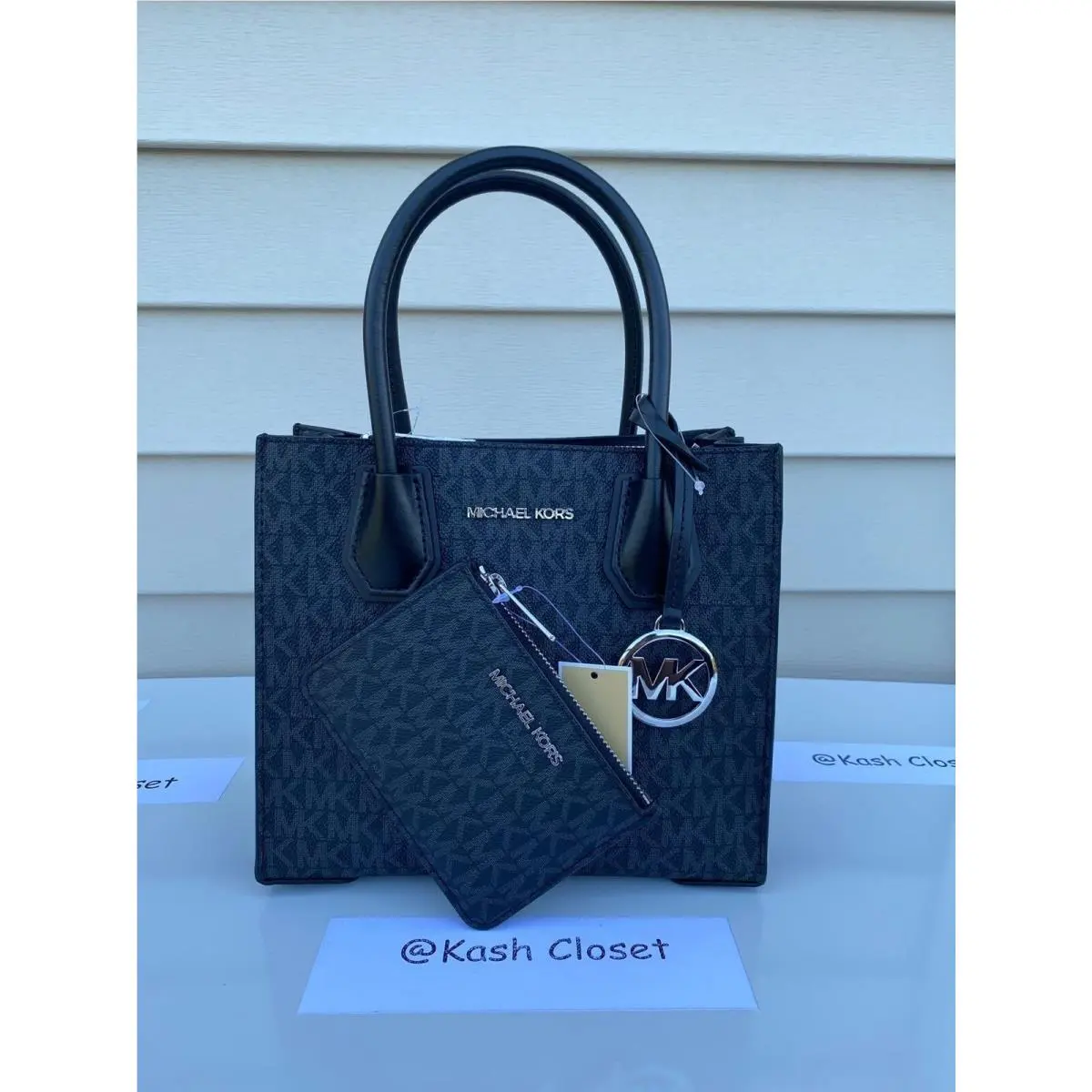 Bag Wallet Bundle Mercer Messanger Medium Key Chain Card Black by Michael Kors