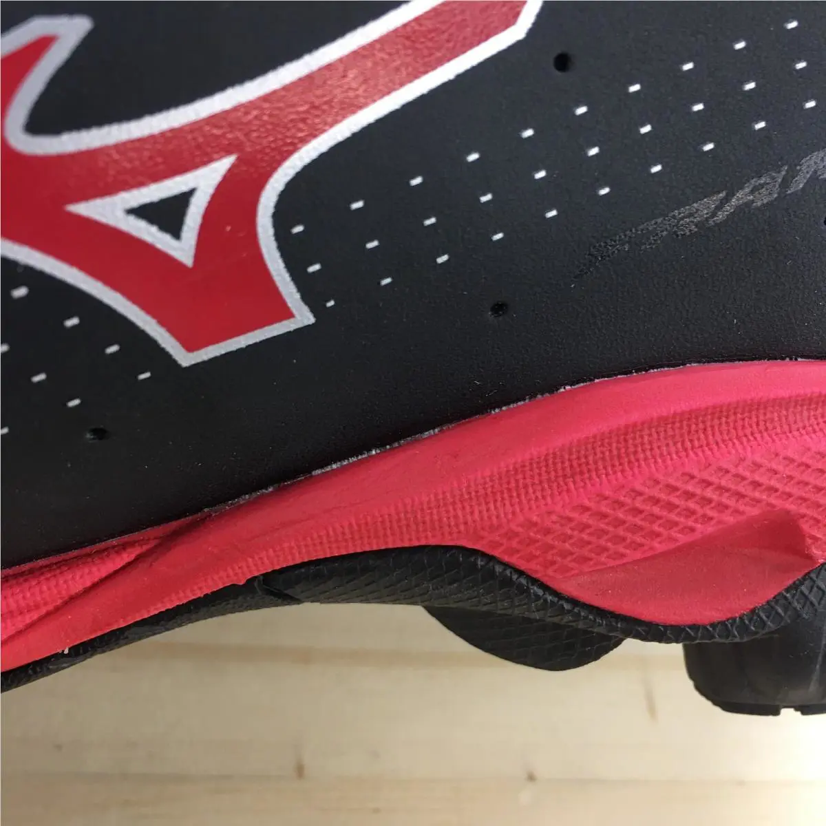 Mizuno shoes - Mizuno 9Spike Franchise 7 Mid - Black 4