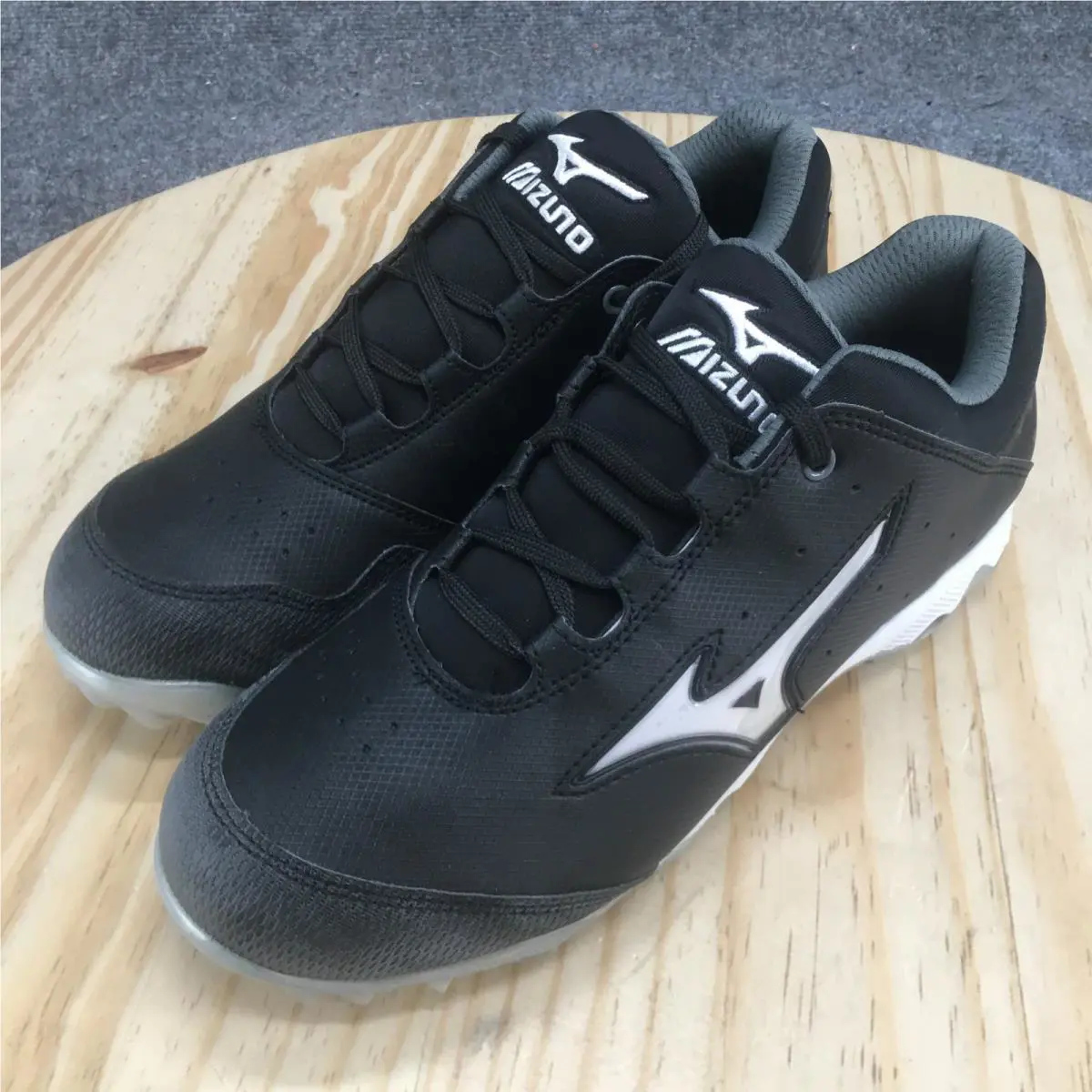 Mizuno shoes - Black 4