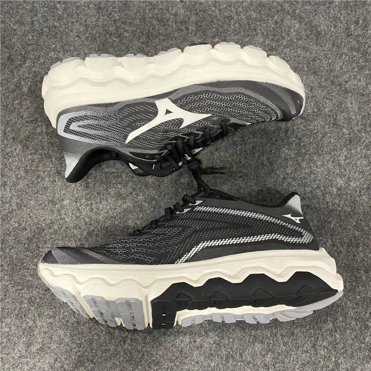 Mizuno shoes - VS155783 - vs-155783 - Black (UPC: 889961722950) 3