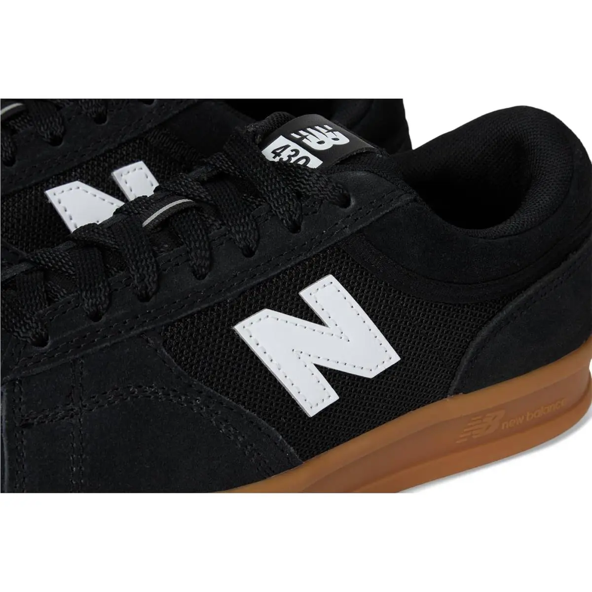 New Balance shoes - Black/Gum 4