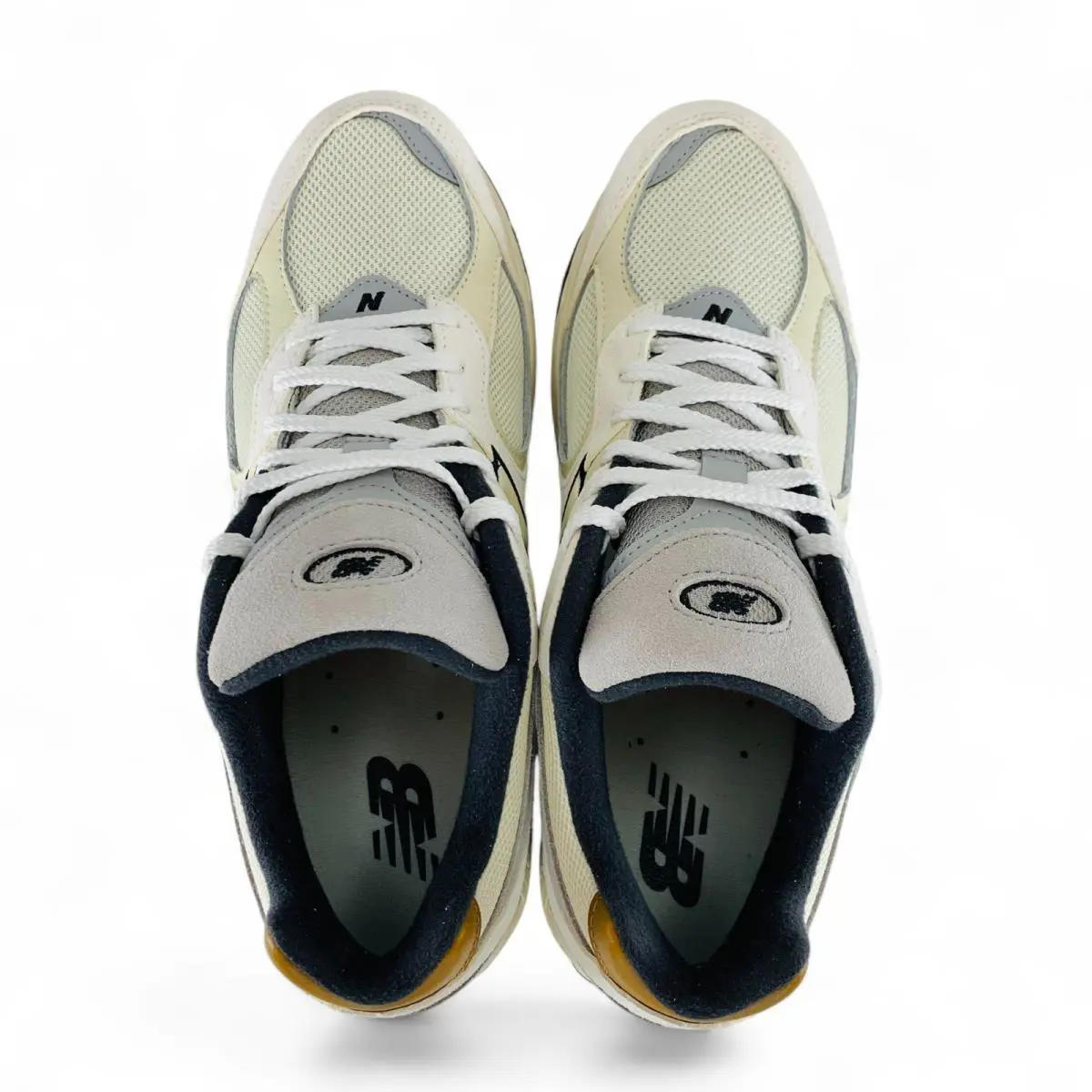 New Balance shoes - New Balance 2002R - M2002RQW - White 5