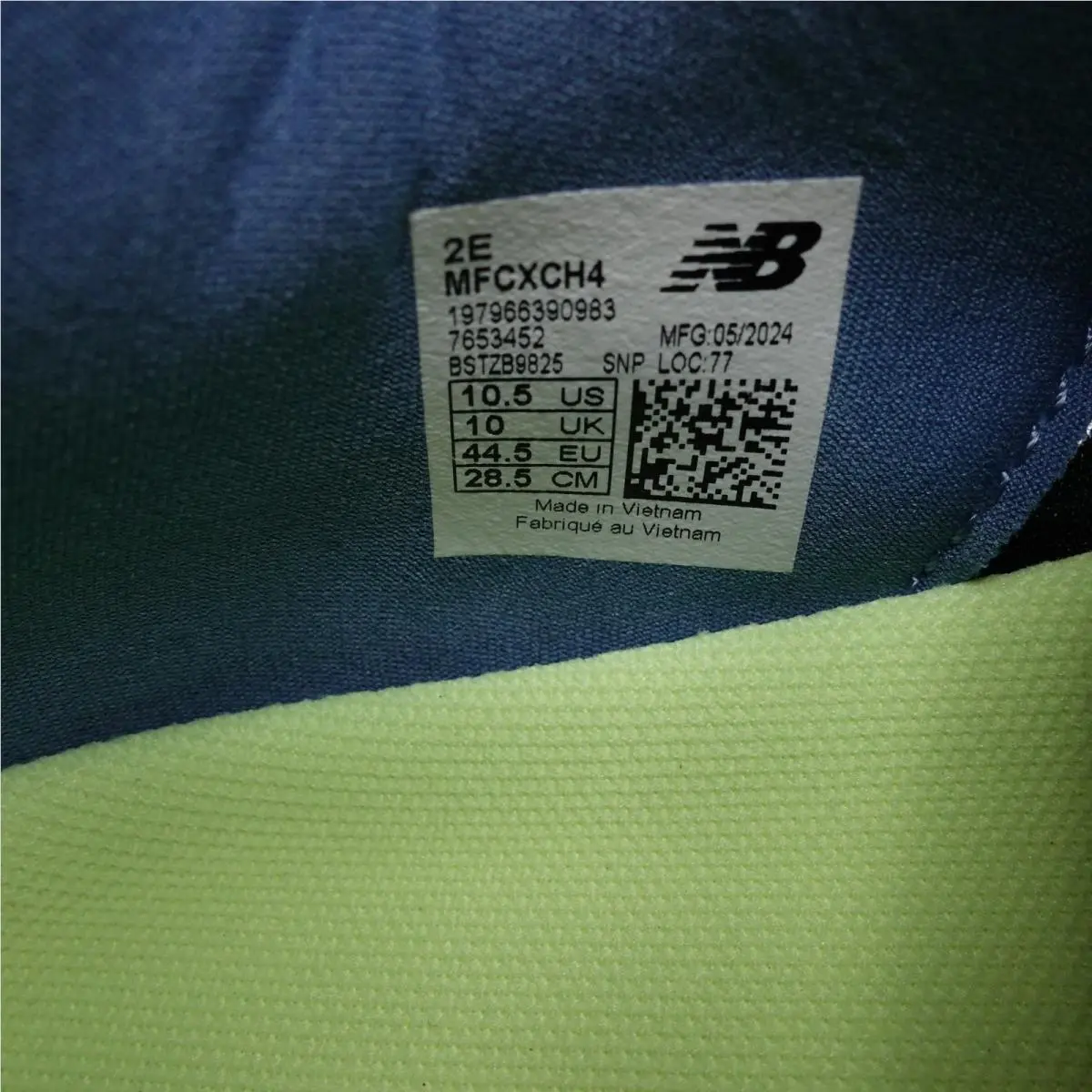 New Balance shoes - New Balance FuelCell Rebel v4 - MFCXCH4 - Blue 8