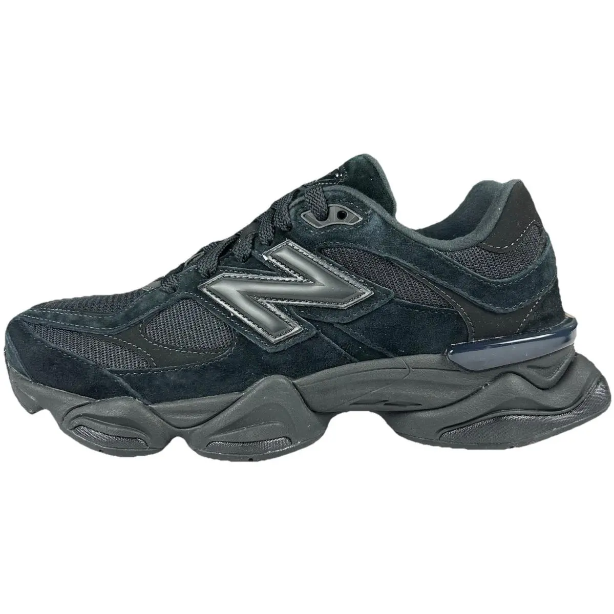 New Balance 9060 Triple Black Suede Running Shoes Men’s Size 9 Women’s 10.5 New