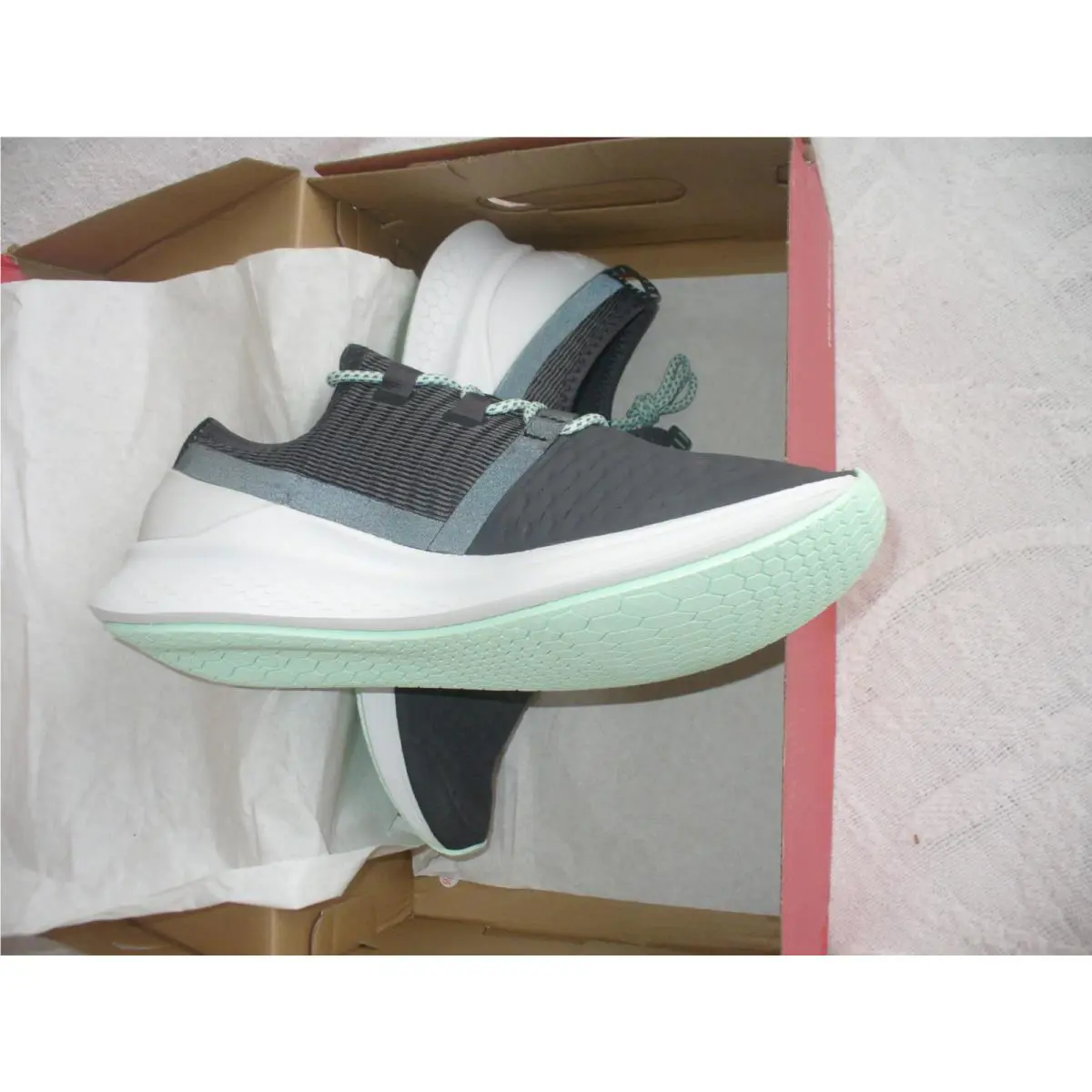 New Balance shoes  - Gray/Charcoal/Lime 3