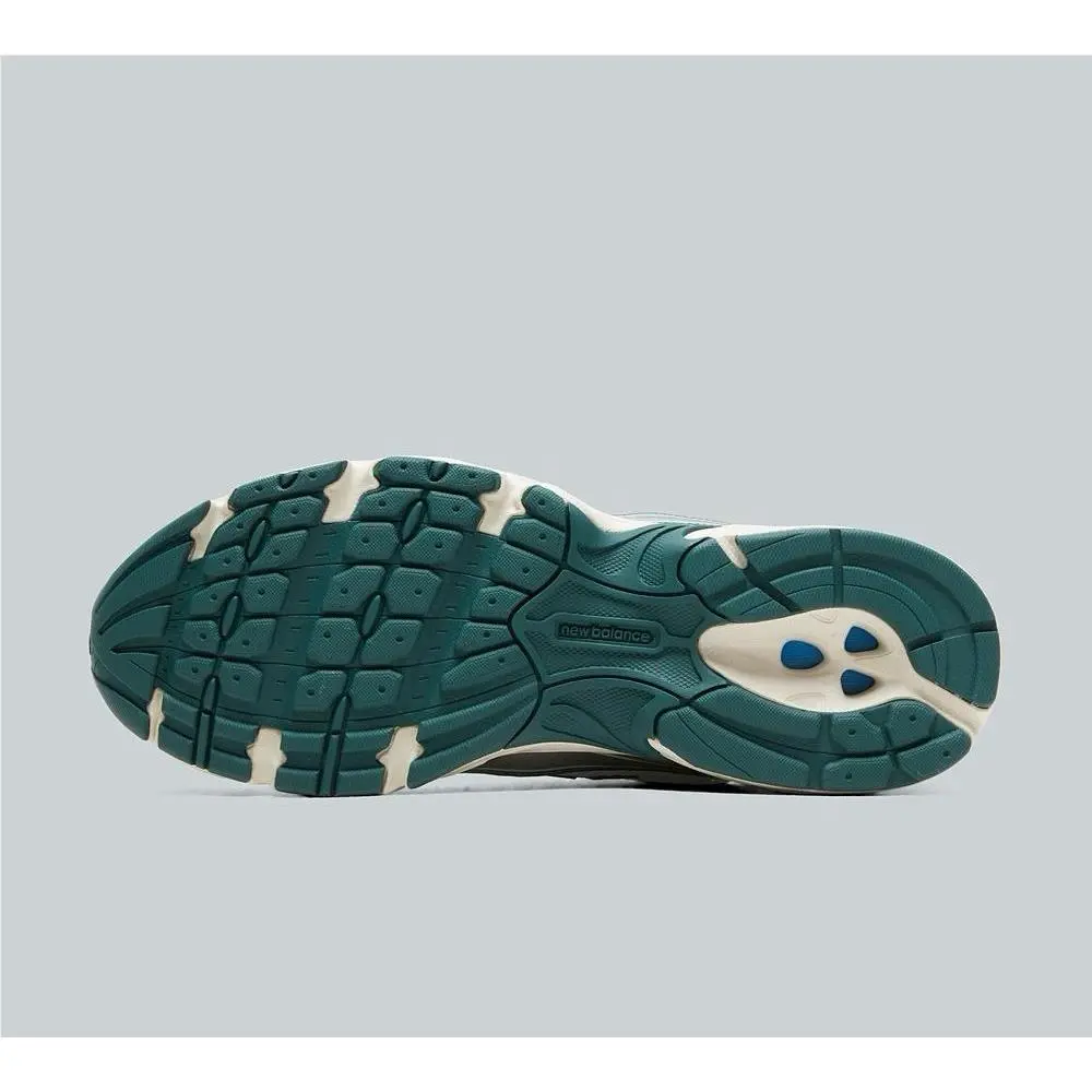 New Balance shoes - New Balance 740 - U740GR2 - Green 2
