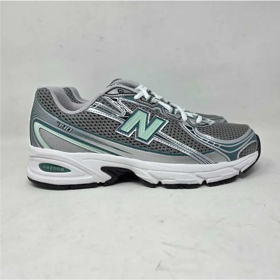 New Balance shoes - Silver 2