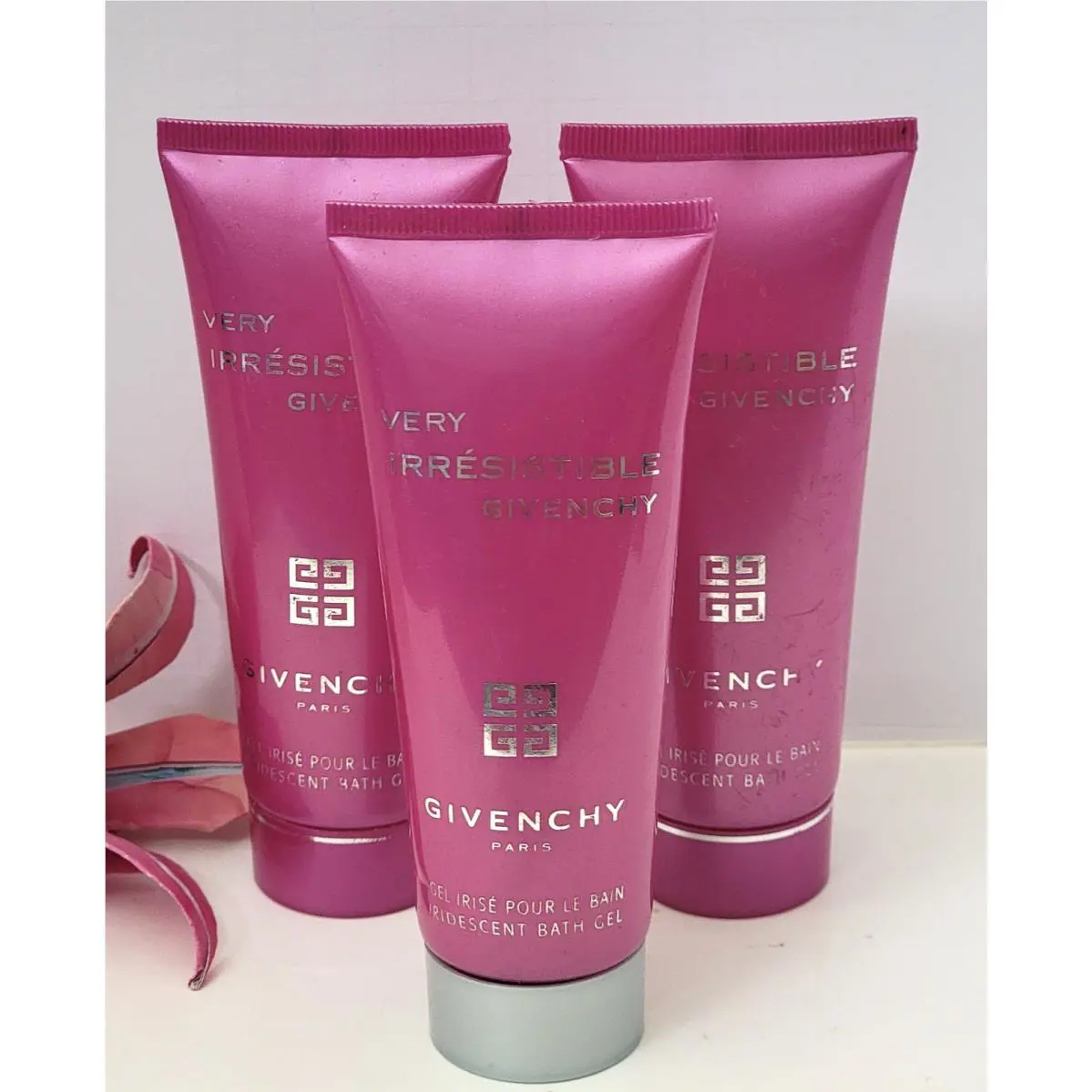 3 pk Very Irresistible Givenchy Iridescent Bath Gel Body Smoother 2.5 fl oz