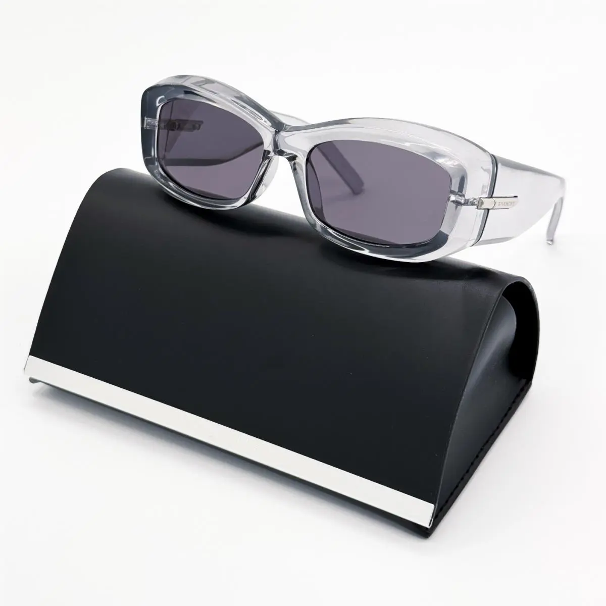Givenchy Clear Gray Unisex Sunglasses Givenchy GV40044U 20A