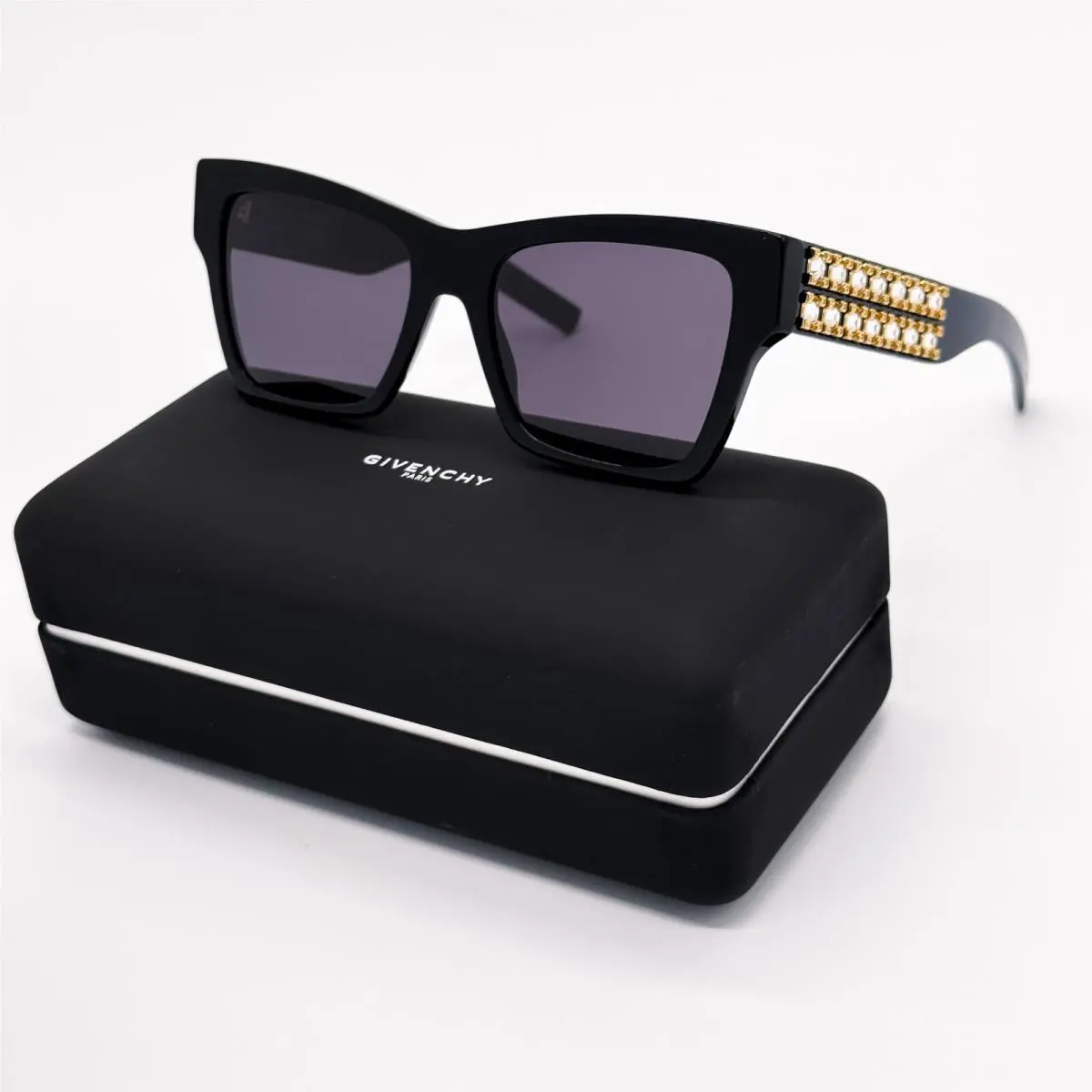 Givenchy GV40076I 01A Black Women Sunglasses Givenchy