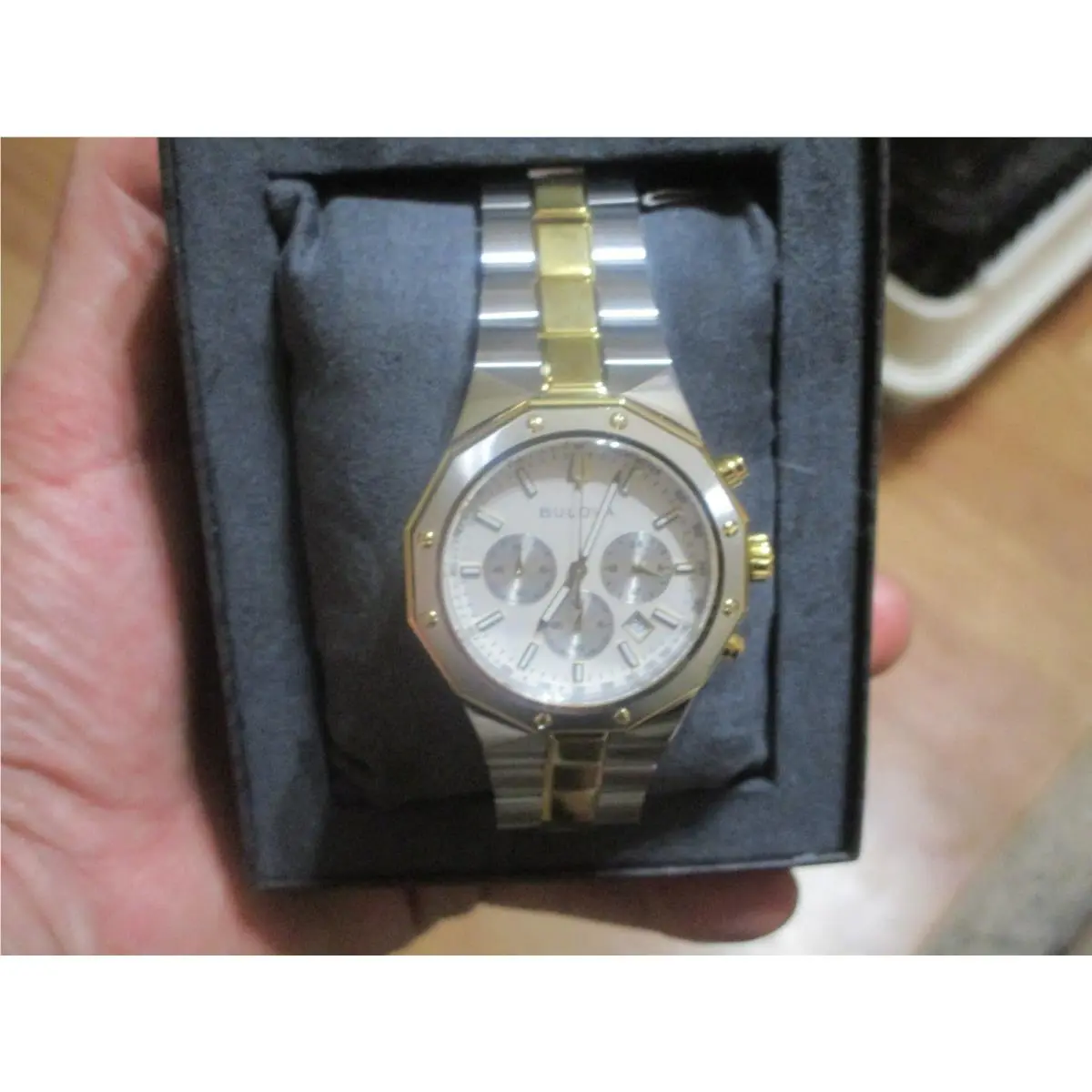 Bulova 98B450 Prestige Chronograph Mens Watch Priced To Sell