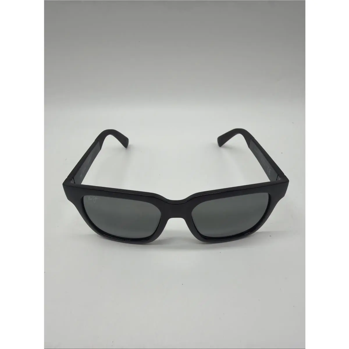 Mongoose Polarized Sunglasses 540-02 Black/grey Mirror Italy by Maui Jim