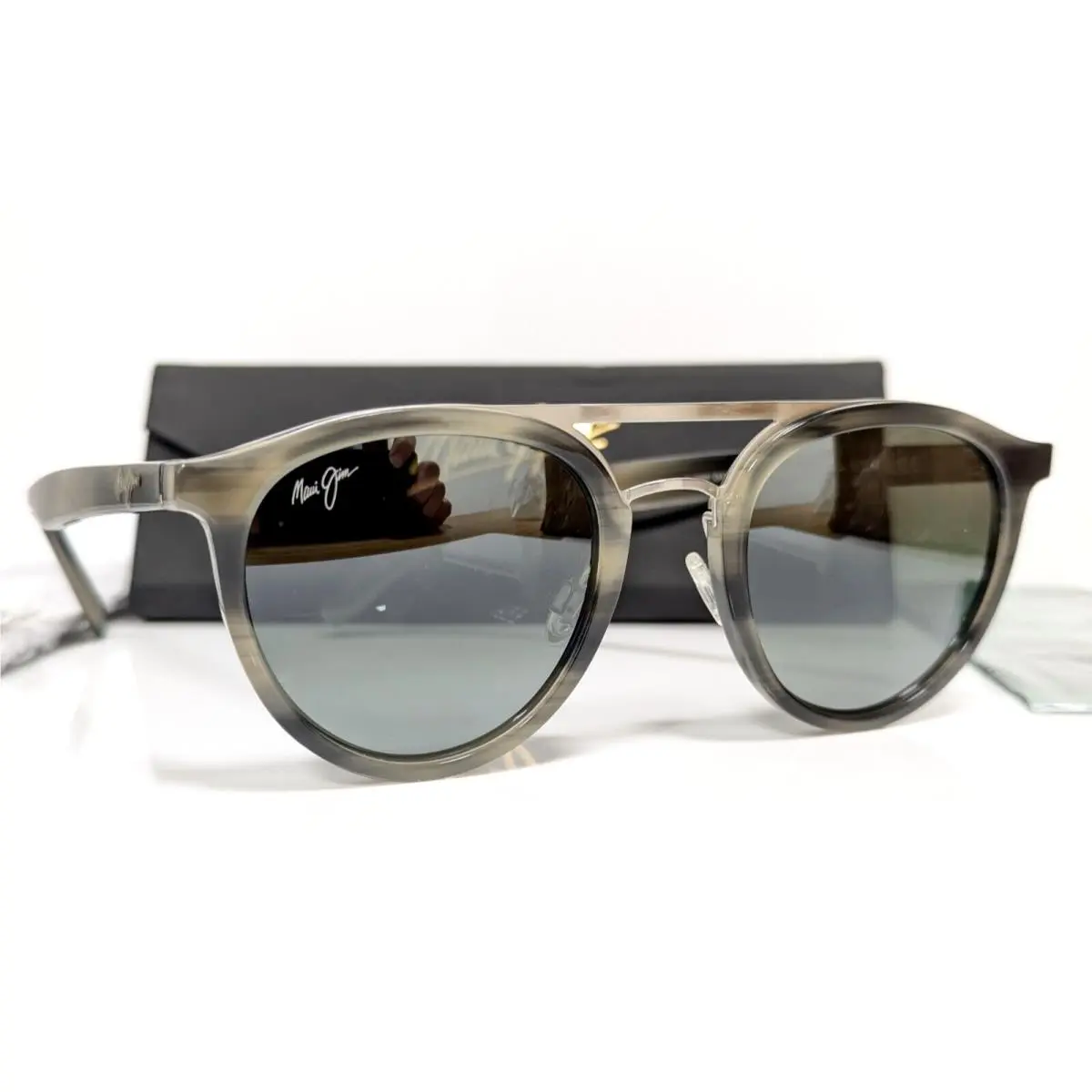 Maui Jim Sunny Days Gray Horn Polarized Grey Lens Sunglasses MJ529-14H