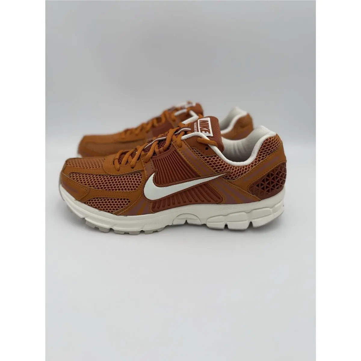 Nike shoes - Nike Air Zoom Vomero 5 - HJ9123-815 - Orange 10