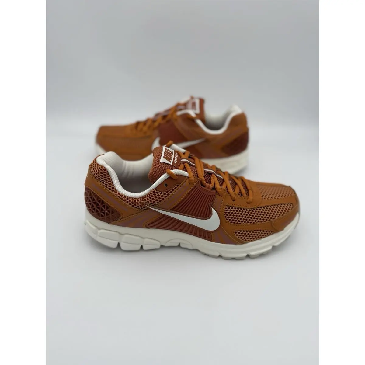 Nike shoes - Nike Air Zoom Vomero 5 - HJ9123-815 - Orange 1
