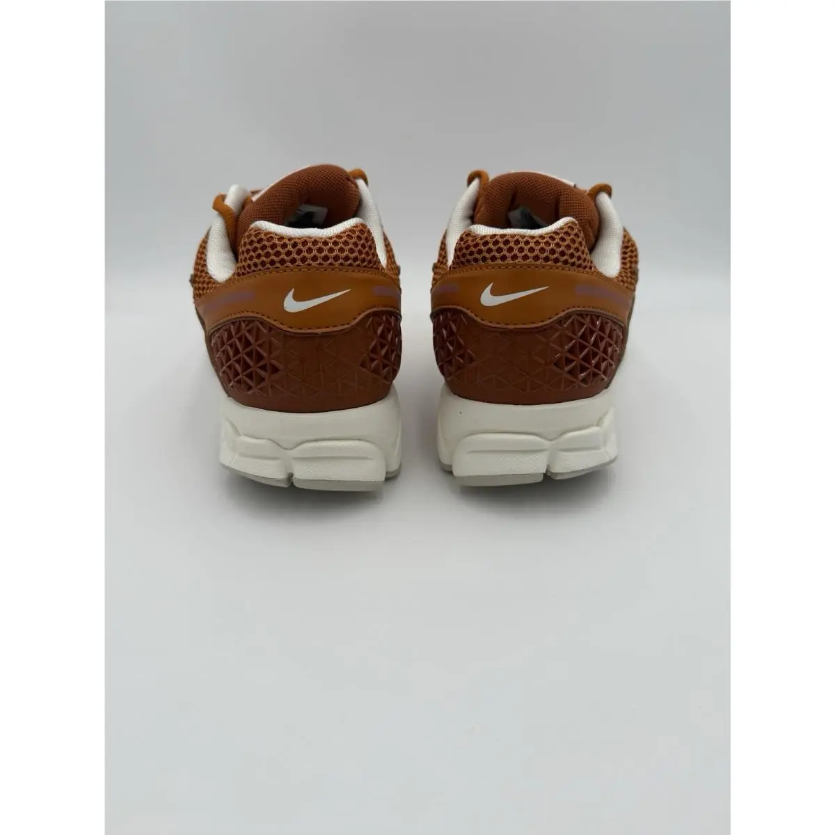 Nike shoes - Nike Air Zoom Vomero 5 - HJ9123-815 - Orange 6