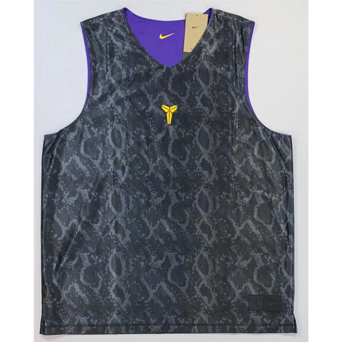 Nike clothing - Purple/Yellow/Black 010 4
