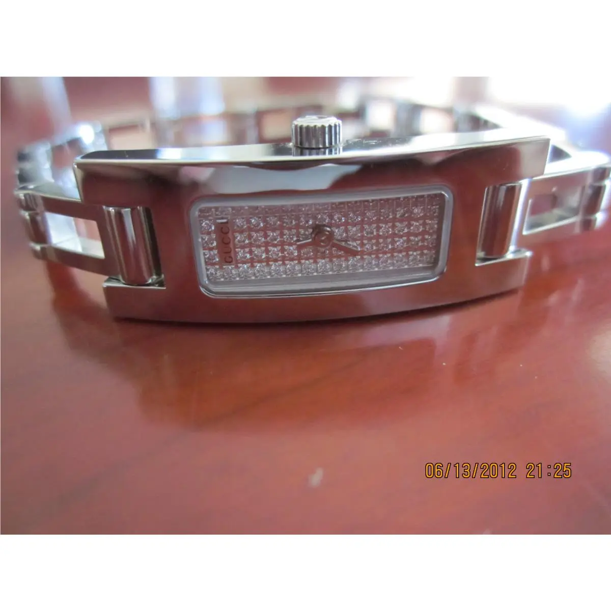 Ladies  3905 Diamond Stainless Steel Watch Model YA039501 by Gucci