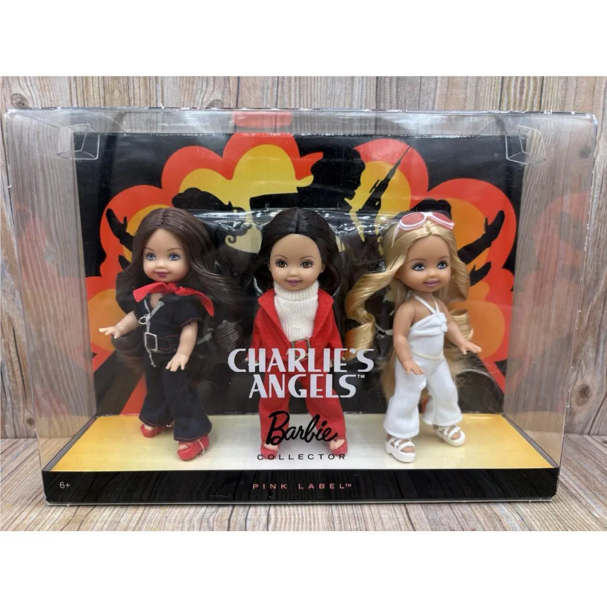 Charlie`s Angels Kelly Barbie Doll Set 2009 Pink Label Mattel N6583 Nrfb