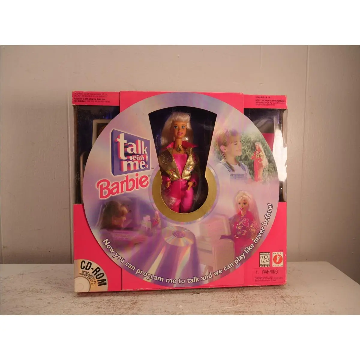 Vintage Talk with Me Barbie Doll 17370 with CD Rom Mattel 1997