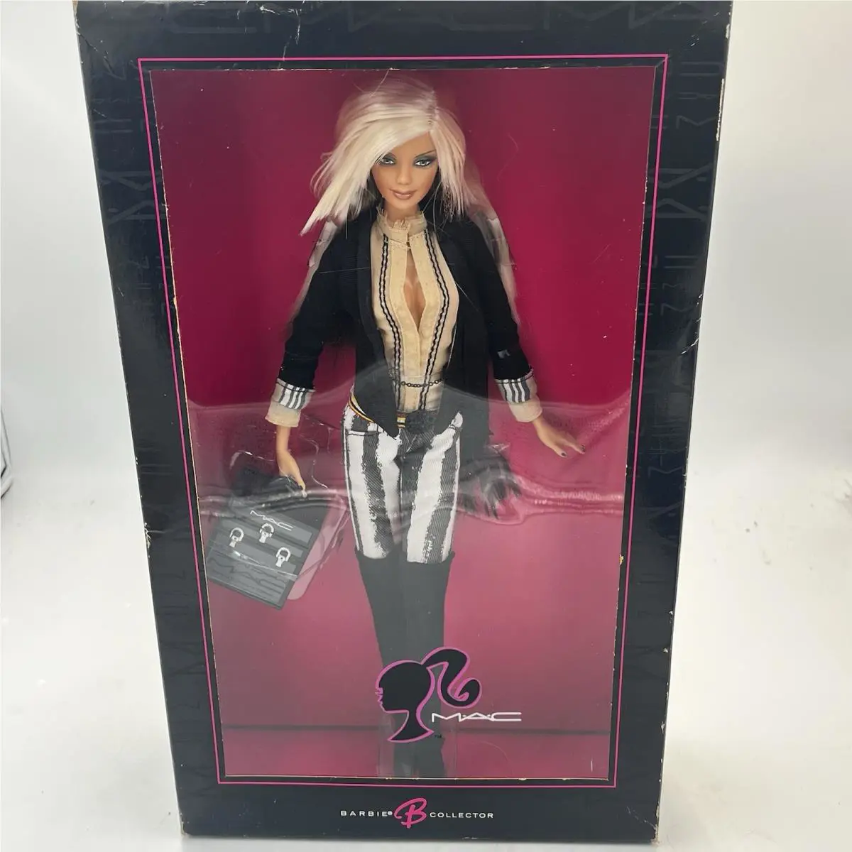 M.a.c Cosmetic Collectible Barbie Doll Gold Label Mattel