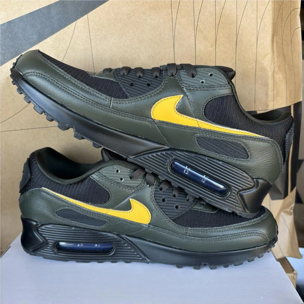 Nike shoes - Air Max 90 - Air Max - HQ3691 900 - White / Black-Grey (UPC: 198480000501) 1