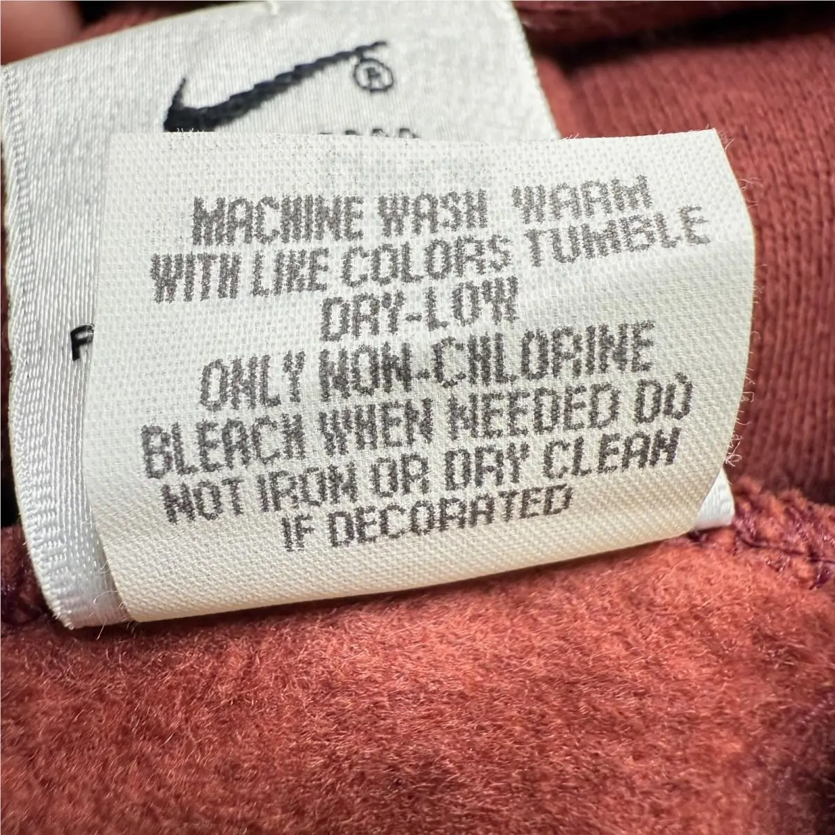Nike clothing - Red 5