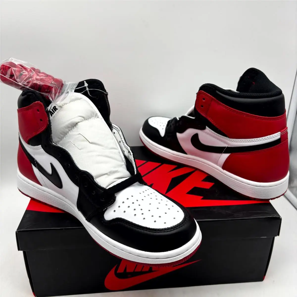 Nike shoes - Nike Air Jordan 1 Retro 555088-125 - 555088-125 - White Red Black (UPC: 884500941571) 5