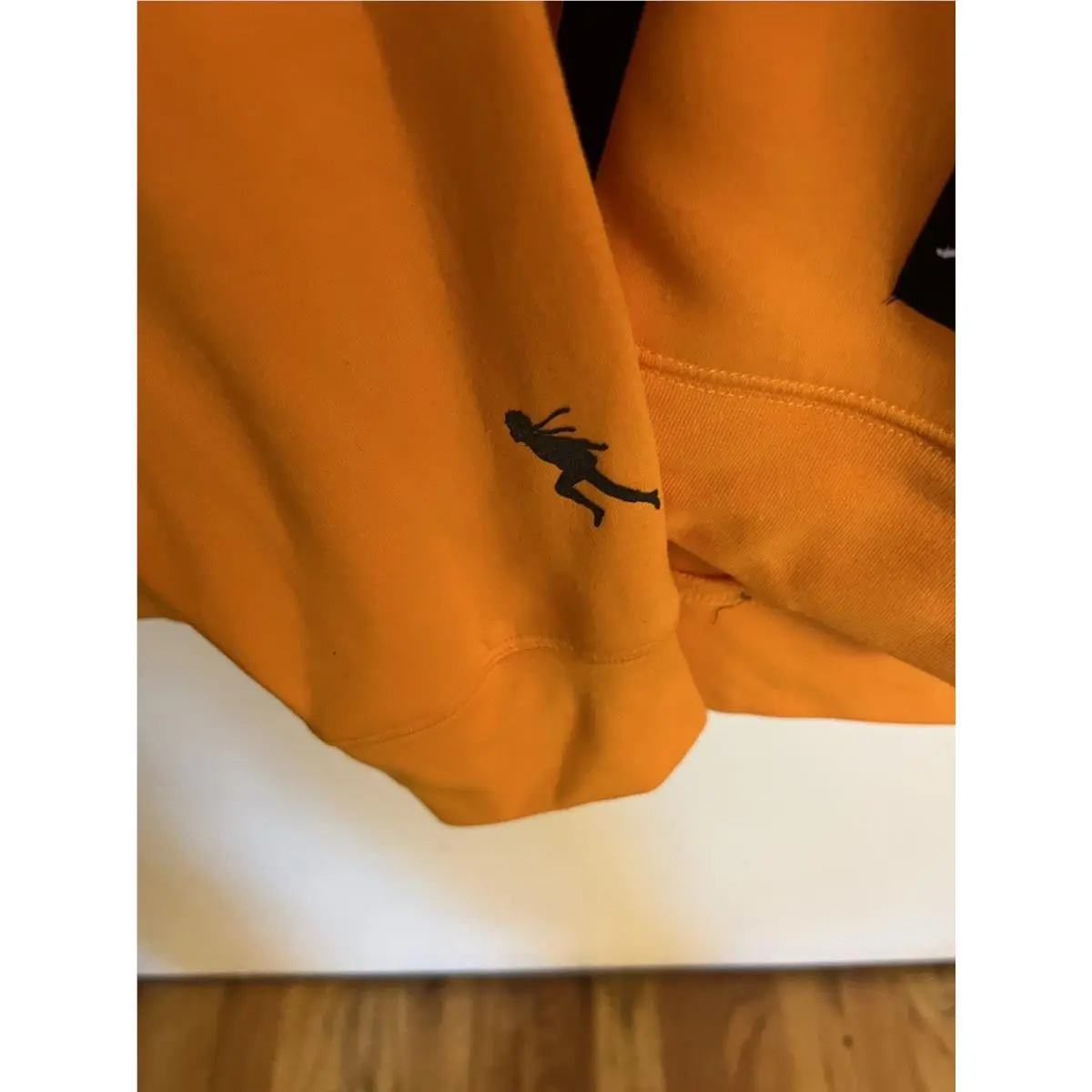 Nike clothing - Orange 4