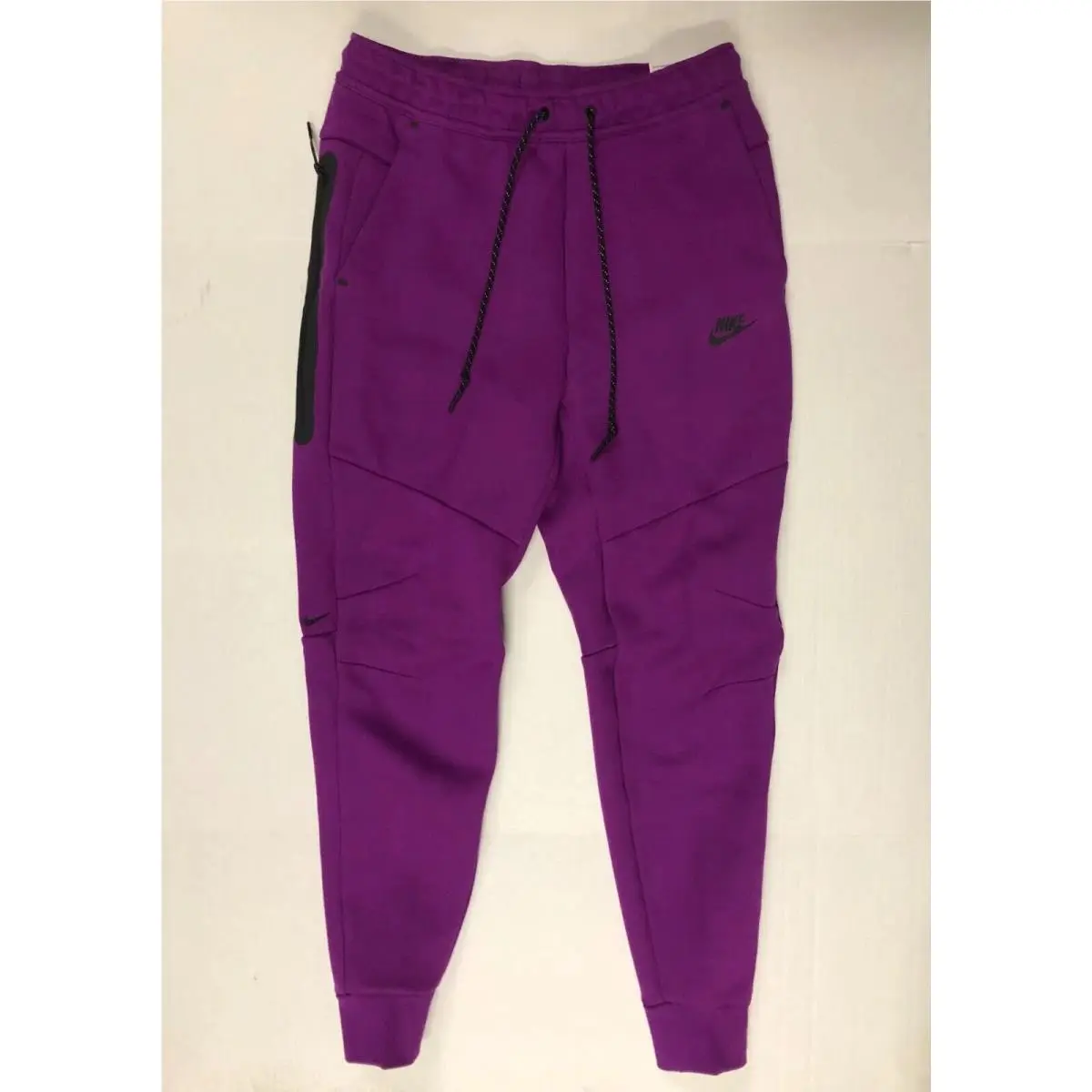 Tech Fleece Purple Black HV0959-505 Mens Size Medium by Nike