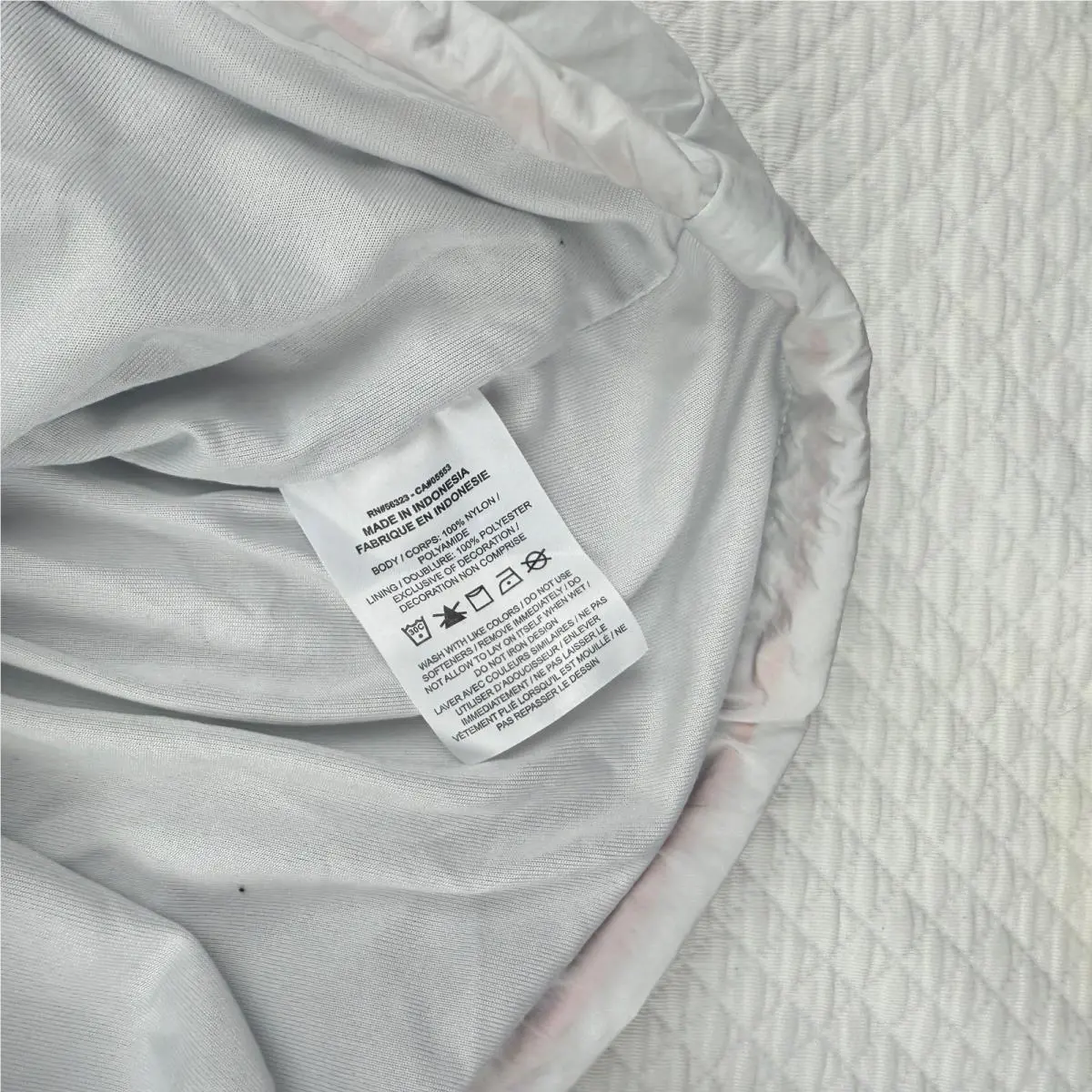 Nike clothing - Pale Gray (UPC: 197599907954) 8