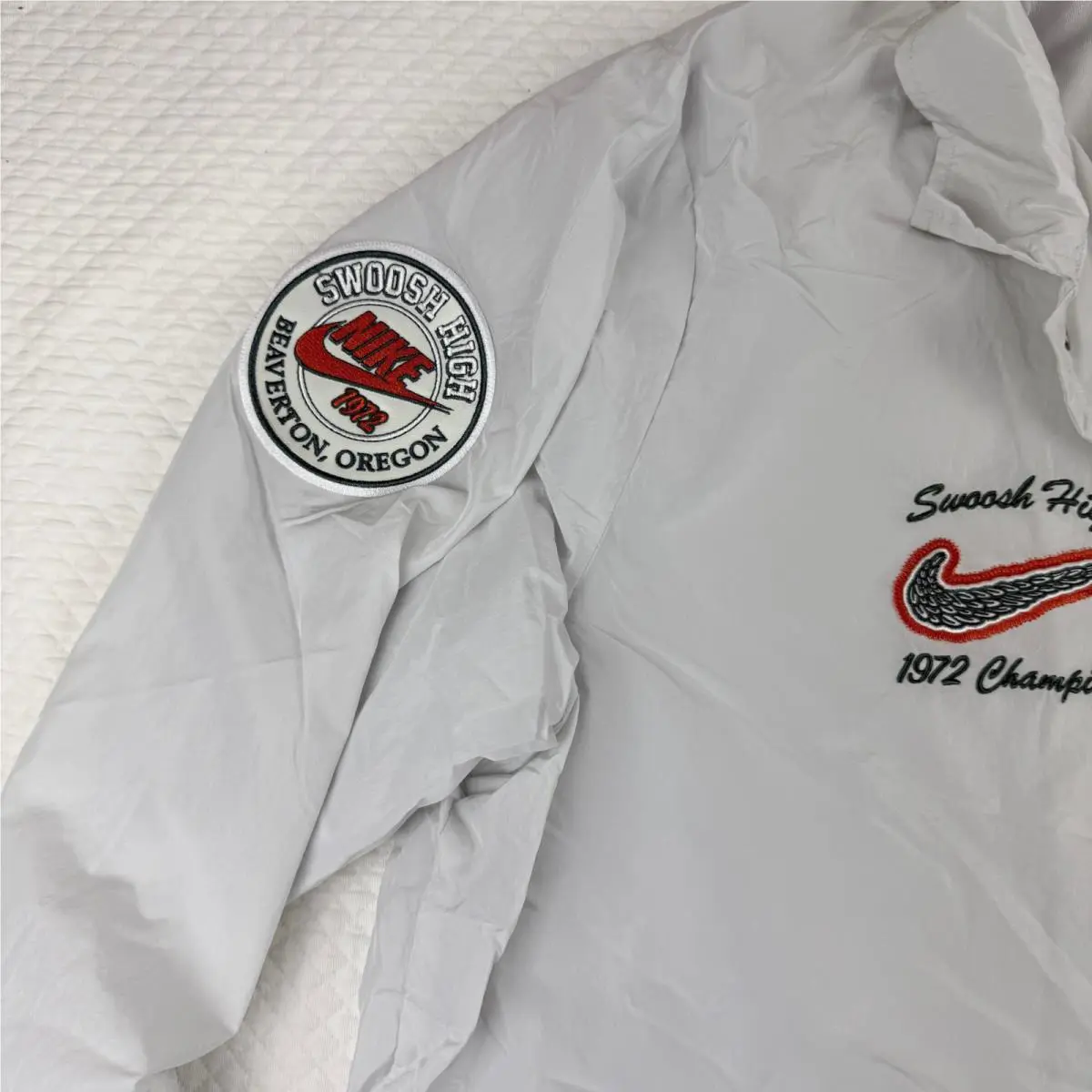 Nike clothing - Pale Gray (UPC: 197599907954) 4