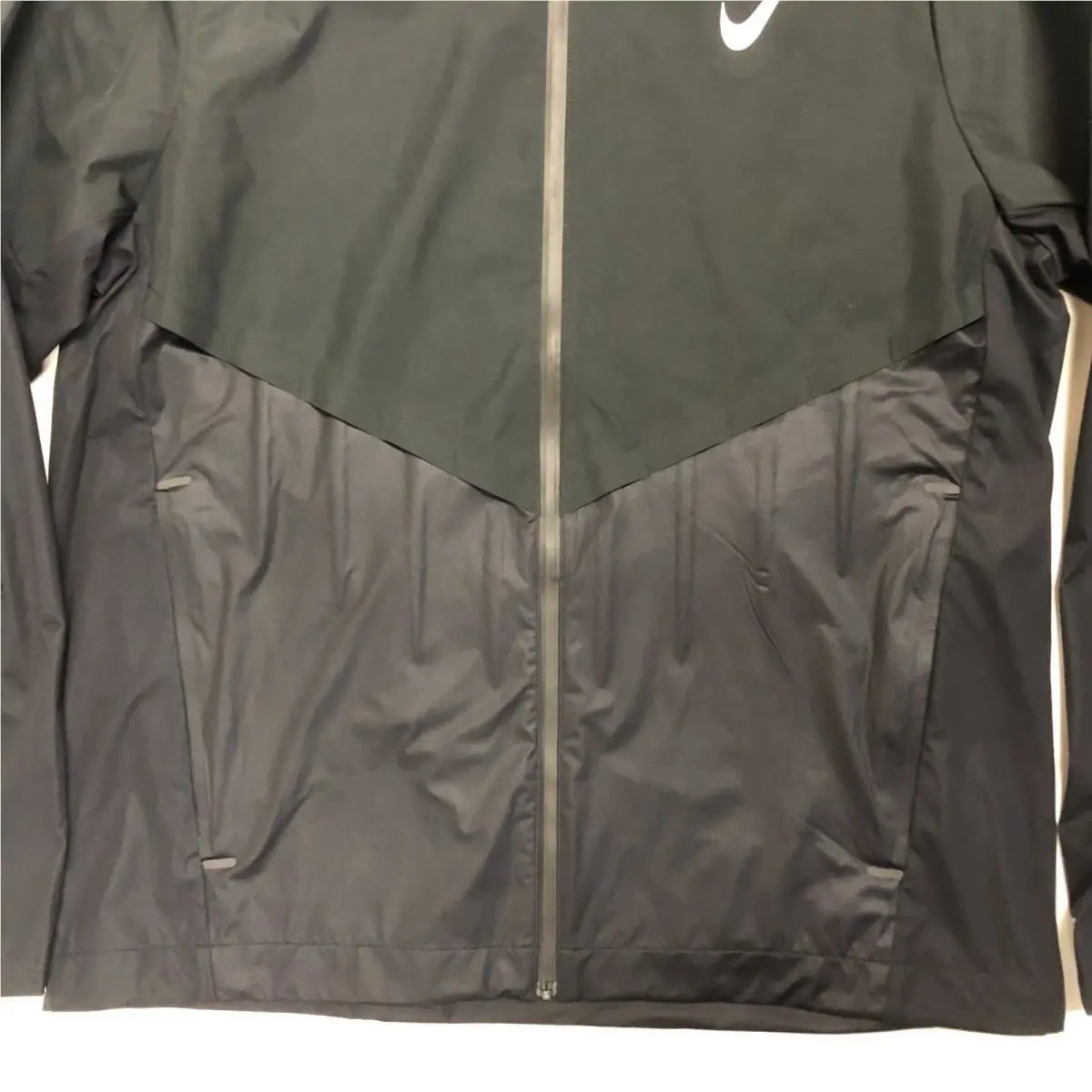 Nike clothing - Nike AeroSwift Storm-FIT Aerogami - AeroSwift Aerogami - FZ9039-010 - Black (UPC: 197599385356) 2