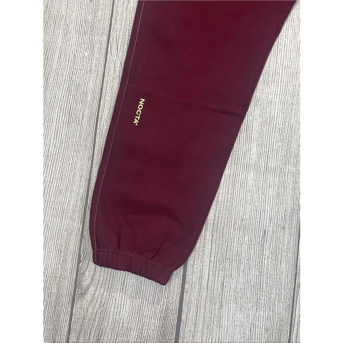 Nike clothing - Maroon (UPC: 197863720913) 1