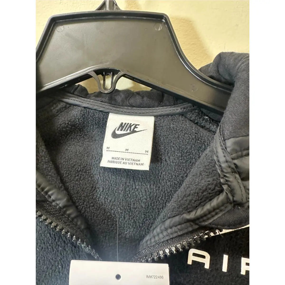 Nike clothing - Black (UPC: 196151018169) 2