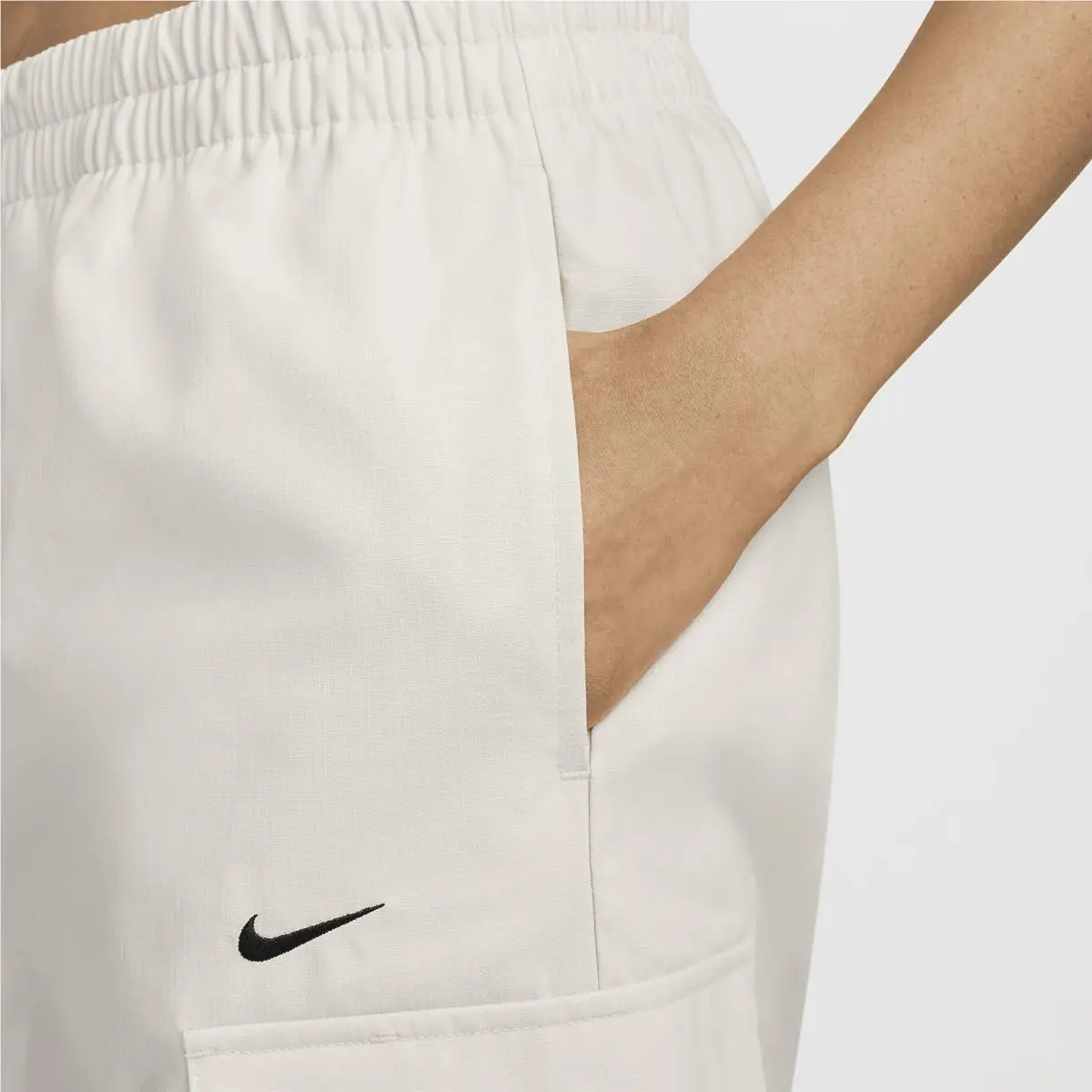 Nike clothing - Light Orewood Brown/Black (UPC: 197596710885) 2
