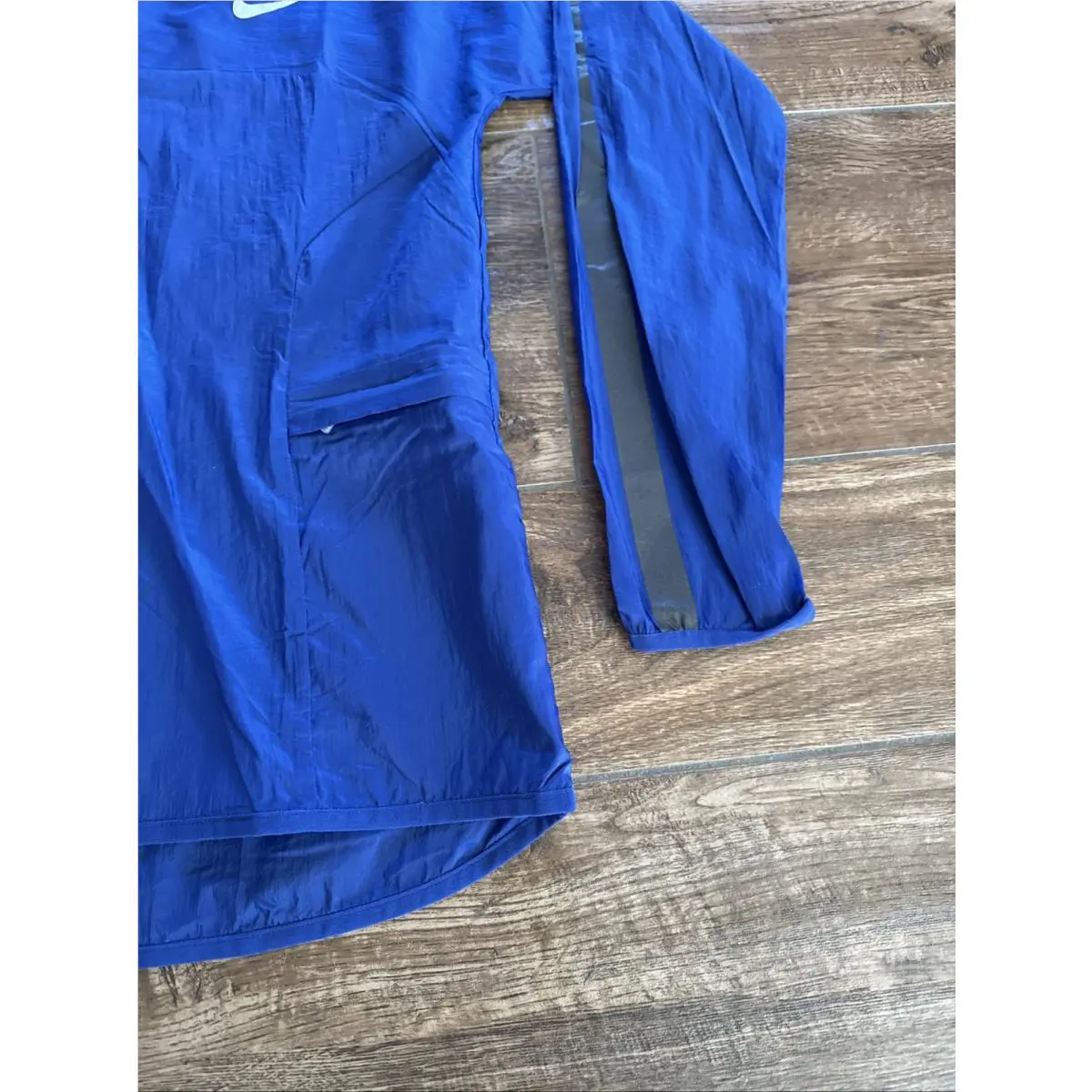 Nike clothing - Blue (UPC: 888407380129) 3
