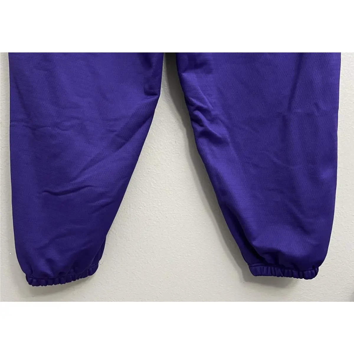 Nike clothing - Nike Kobe Bryant Therma-Fit Basketball Pants - HJ8113-547 - Court Purple (UPC: 197860185555) 4