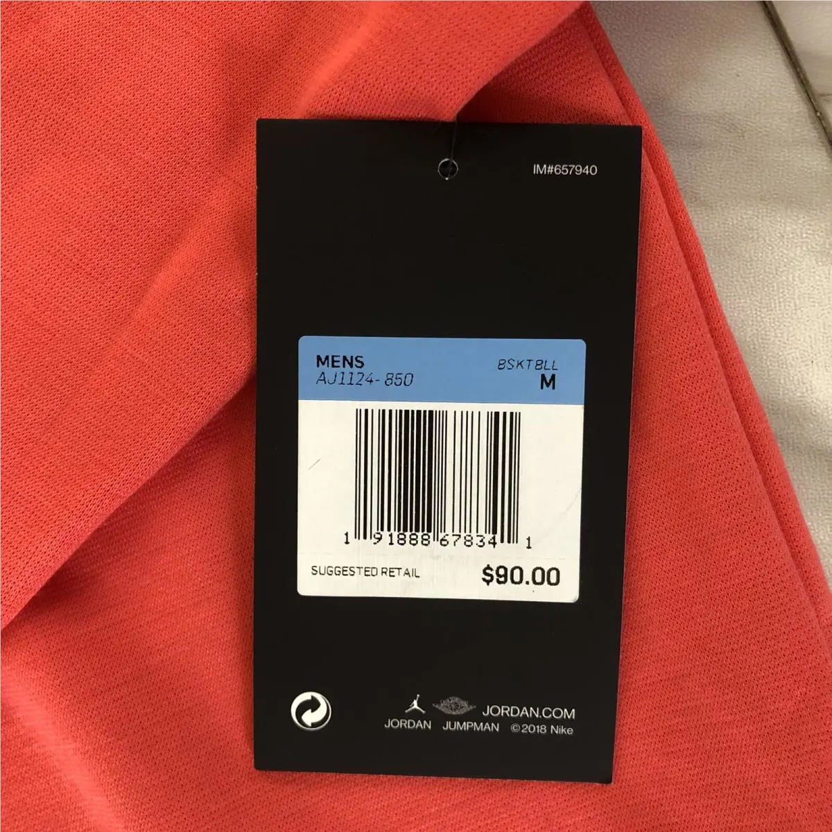 Nike clothing - Salmon (UPC: 191888678341) 5