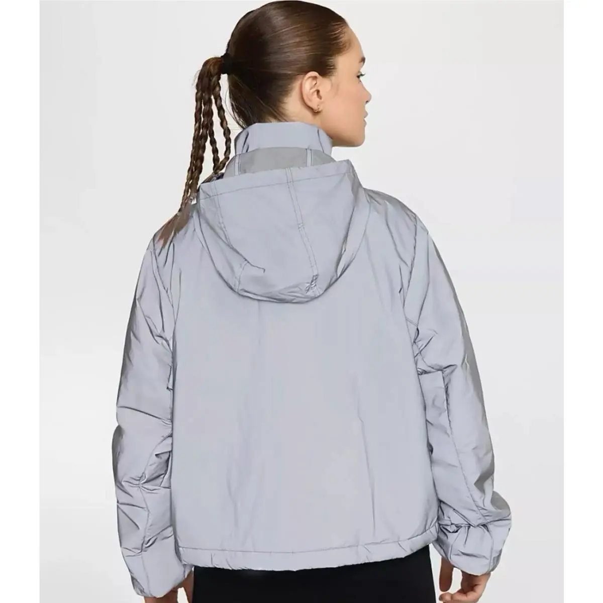 Nike clothing - Silver (UPC: 0197600729247) 0