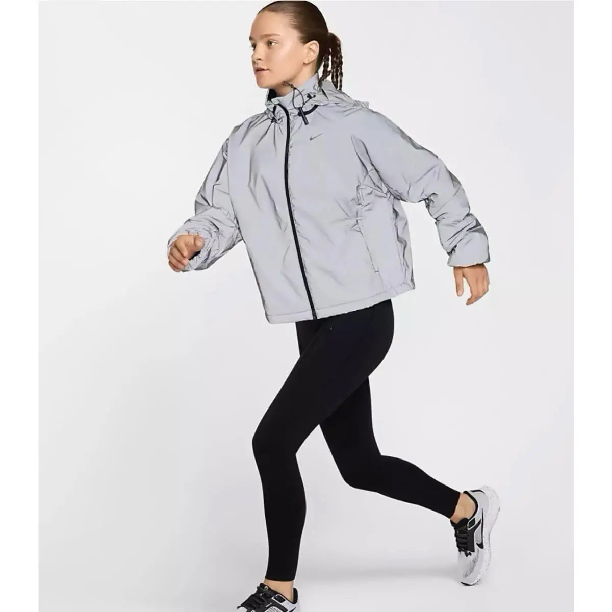 Nike clothing - Silver (UPC: 0197600729247) 2