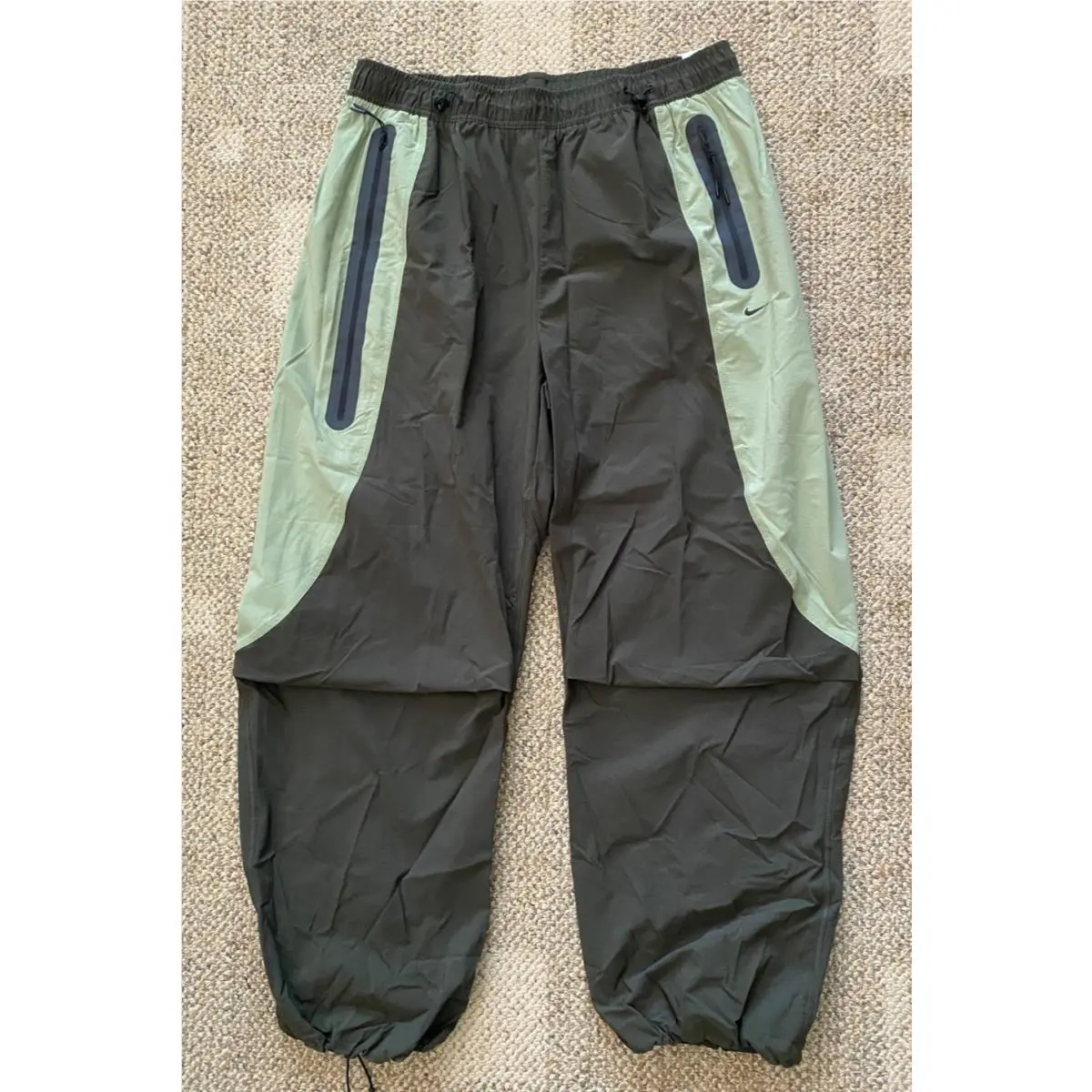 Nike Tech Pants Woven Stacked Oversized Zip Pocket IH8466-355 Men`s Large