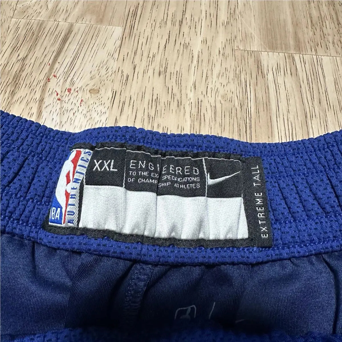 Nike clothing - Nike LA Clippers Therma Flex - Blue (UPC: 193148552019) 1