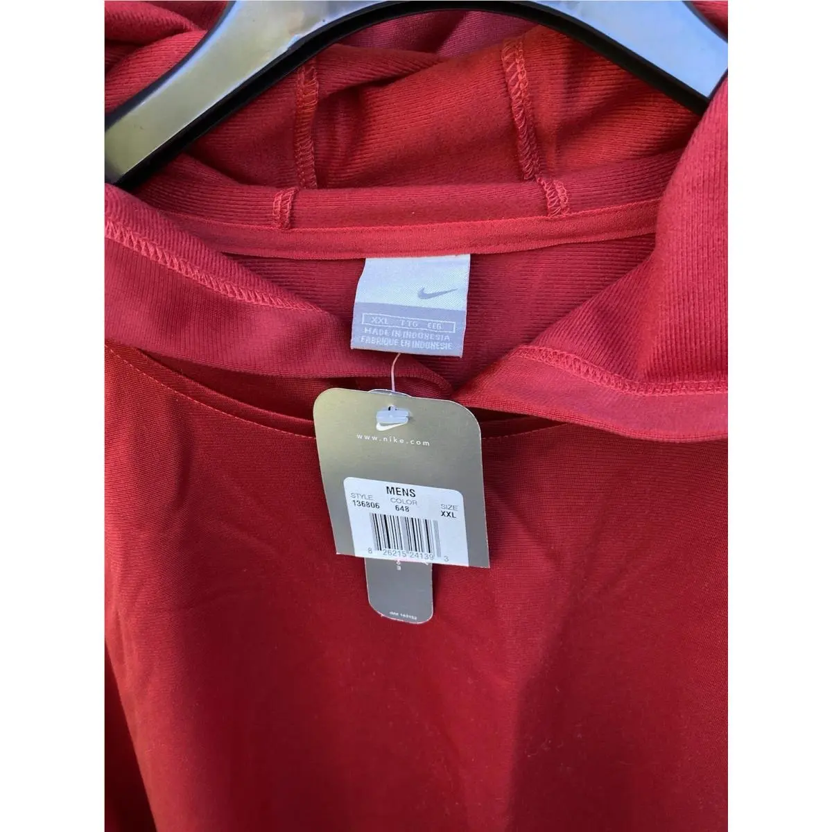 Nike clothing - Red 3