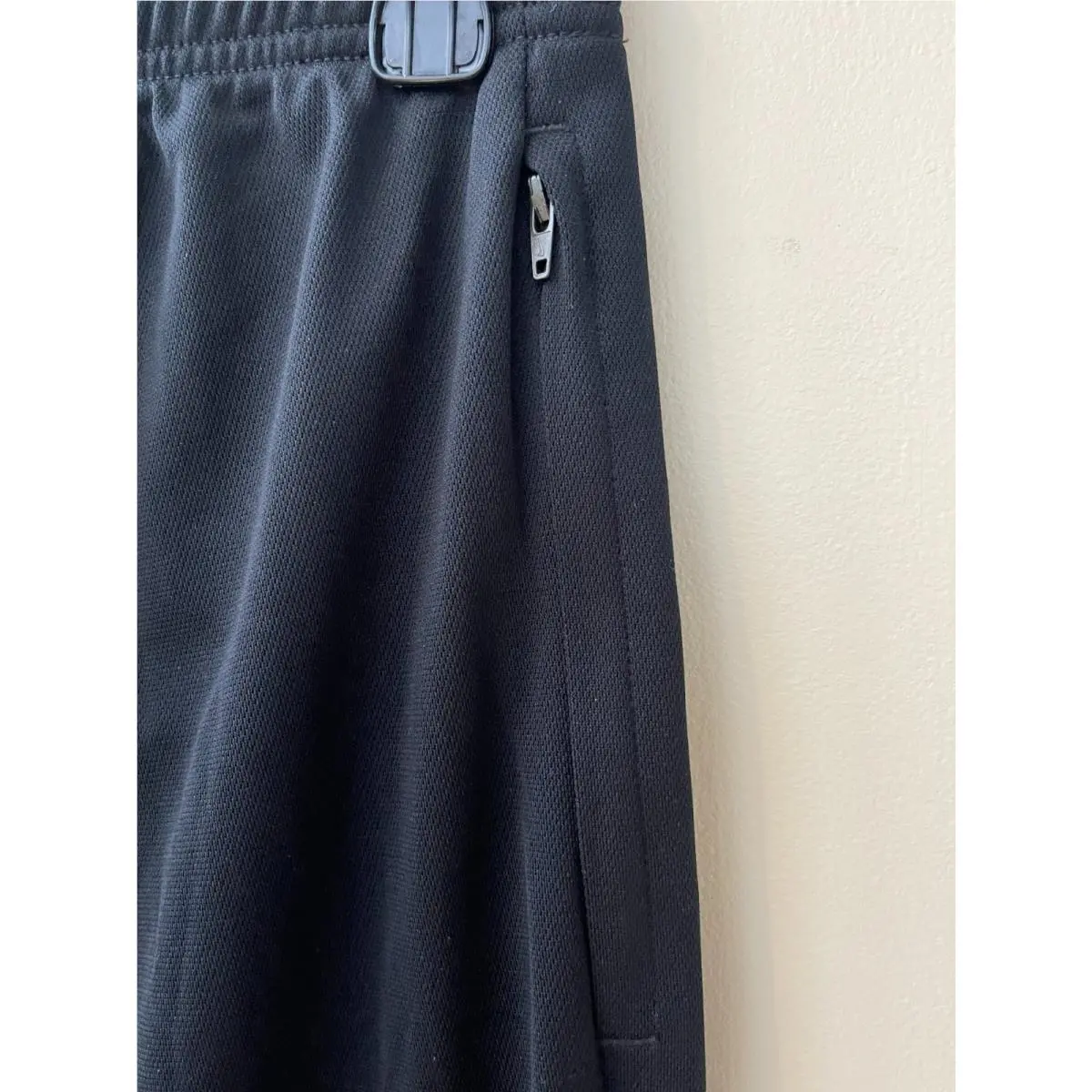 Nike clothing - CW6131-015 - CW6131-015 - Black (UPC: 195238684556) 11