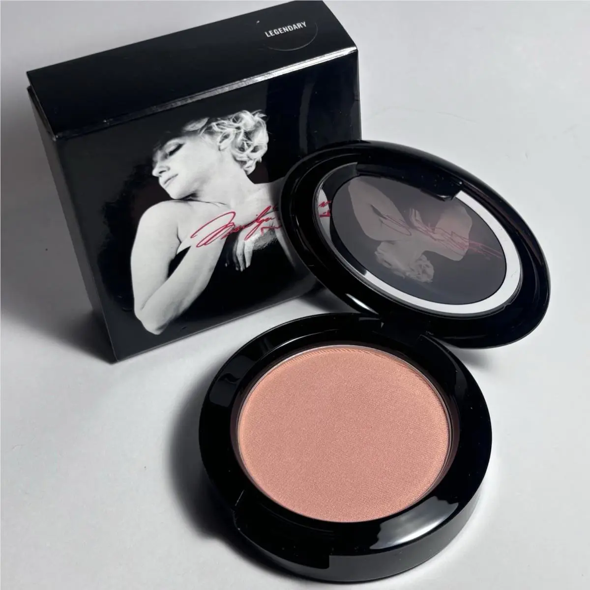 Mac Legendary Satin Blush Marilyn Monroe Pale Soft Coral Rare LE by MAC Cosmetics