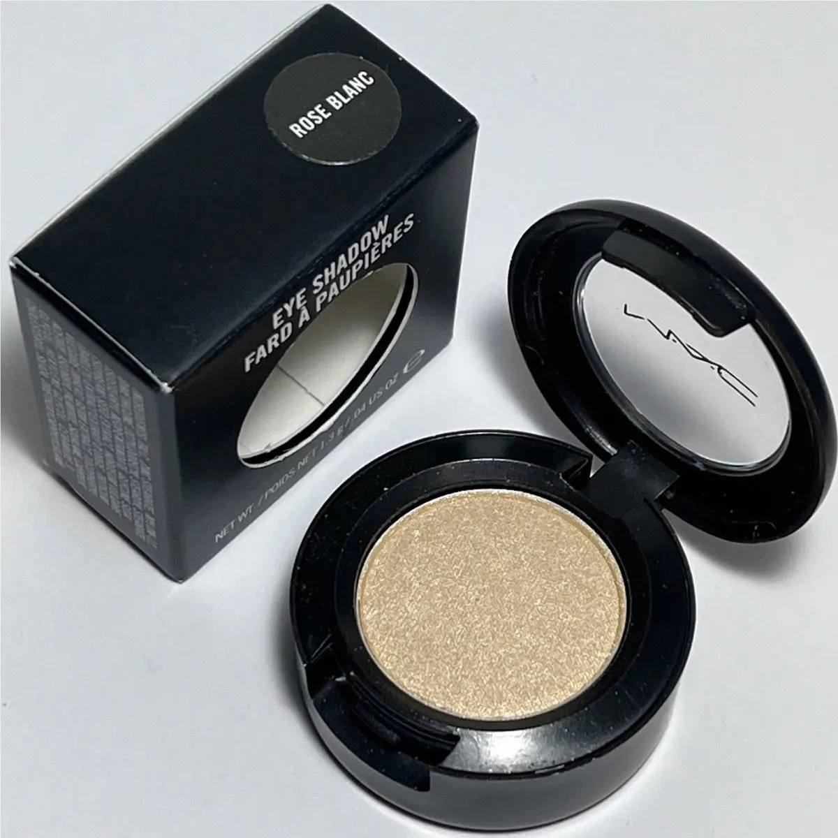 Mac Rose Blanc Veluxe Pearl Eye Shadow Strange Hybrid Soft Yellow Gold by MAC Cosmetics