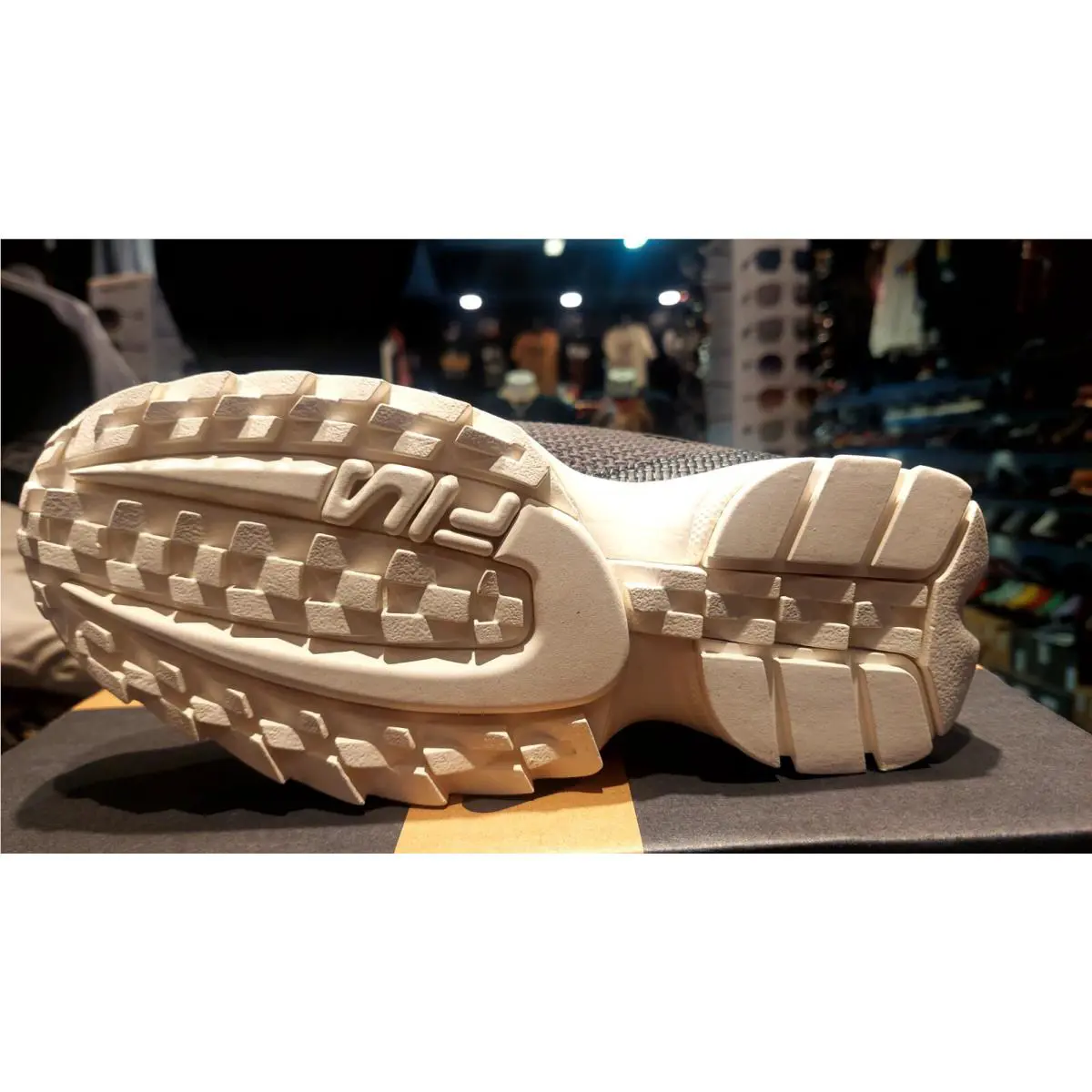 Fila shoes - Black 4