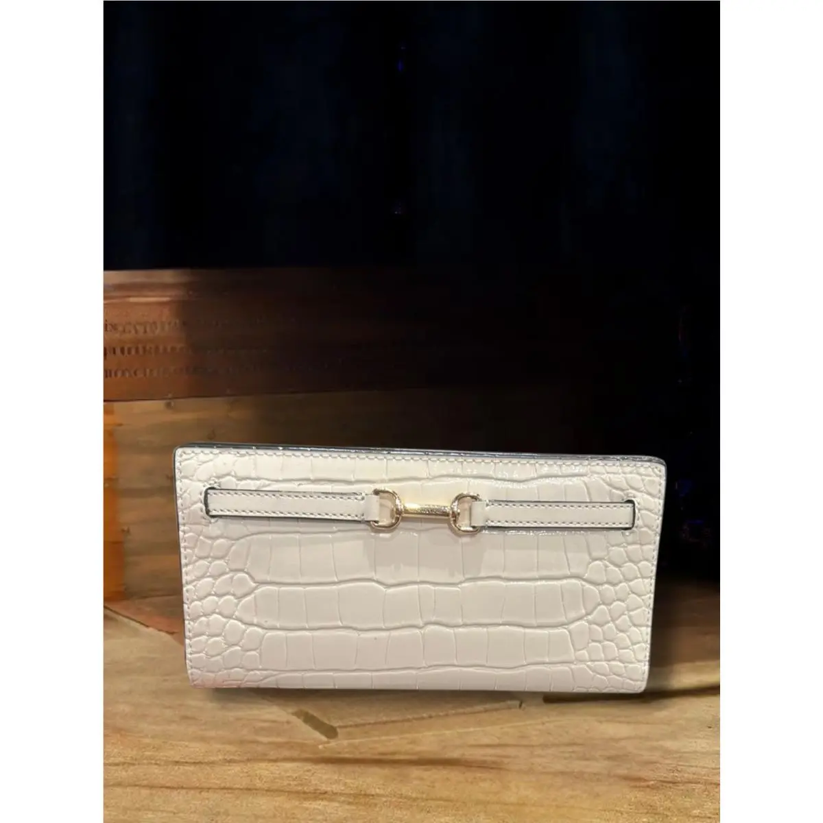 Michael Kors Women’s Carson Large Crocodile Embossed Snap Credit Card Wallet