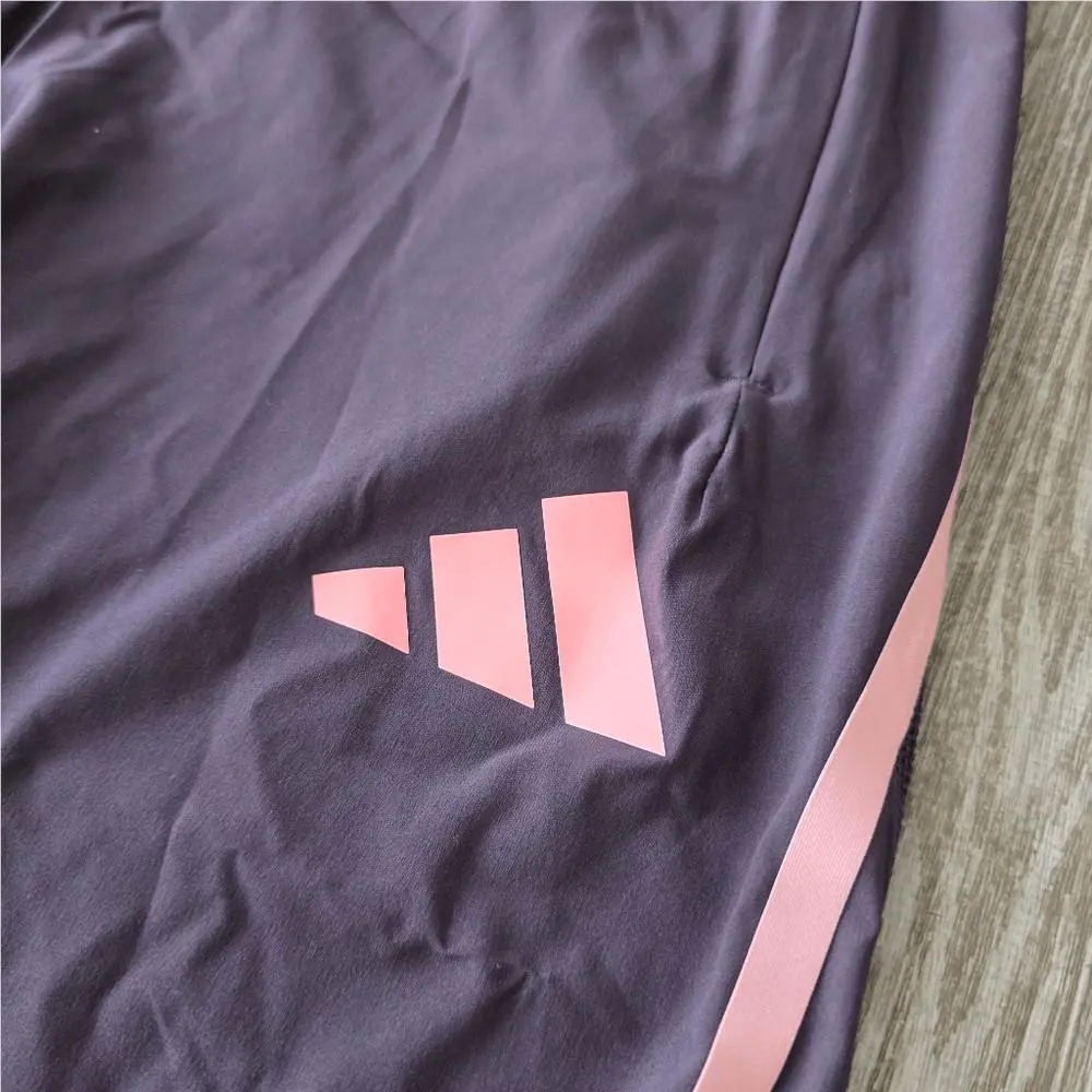 Adidas clothing - Black, Exterior: Multicolor 1